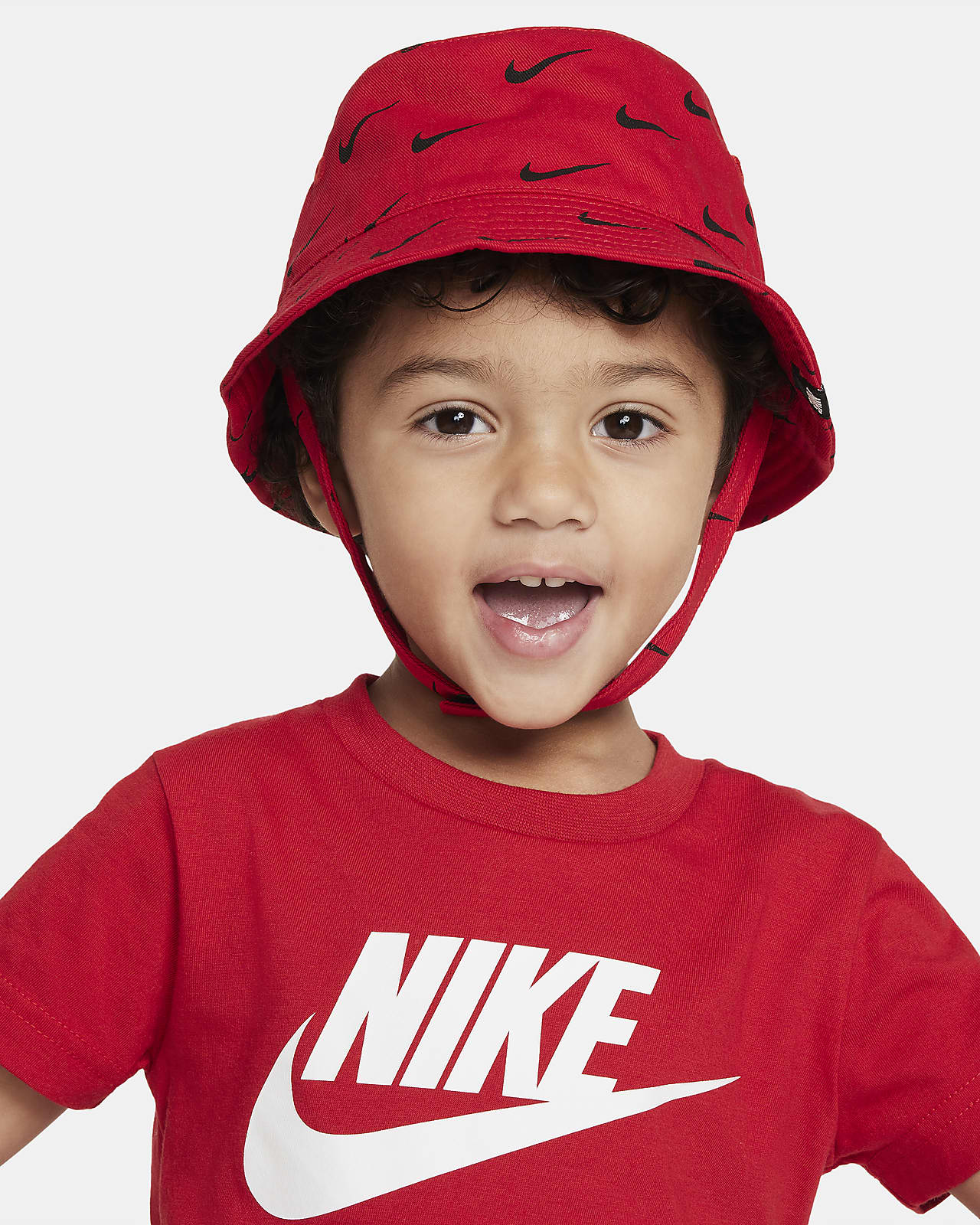  Nike Bucket Hat Kids