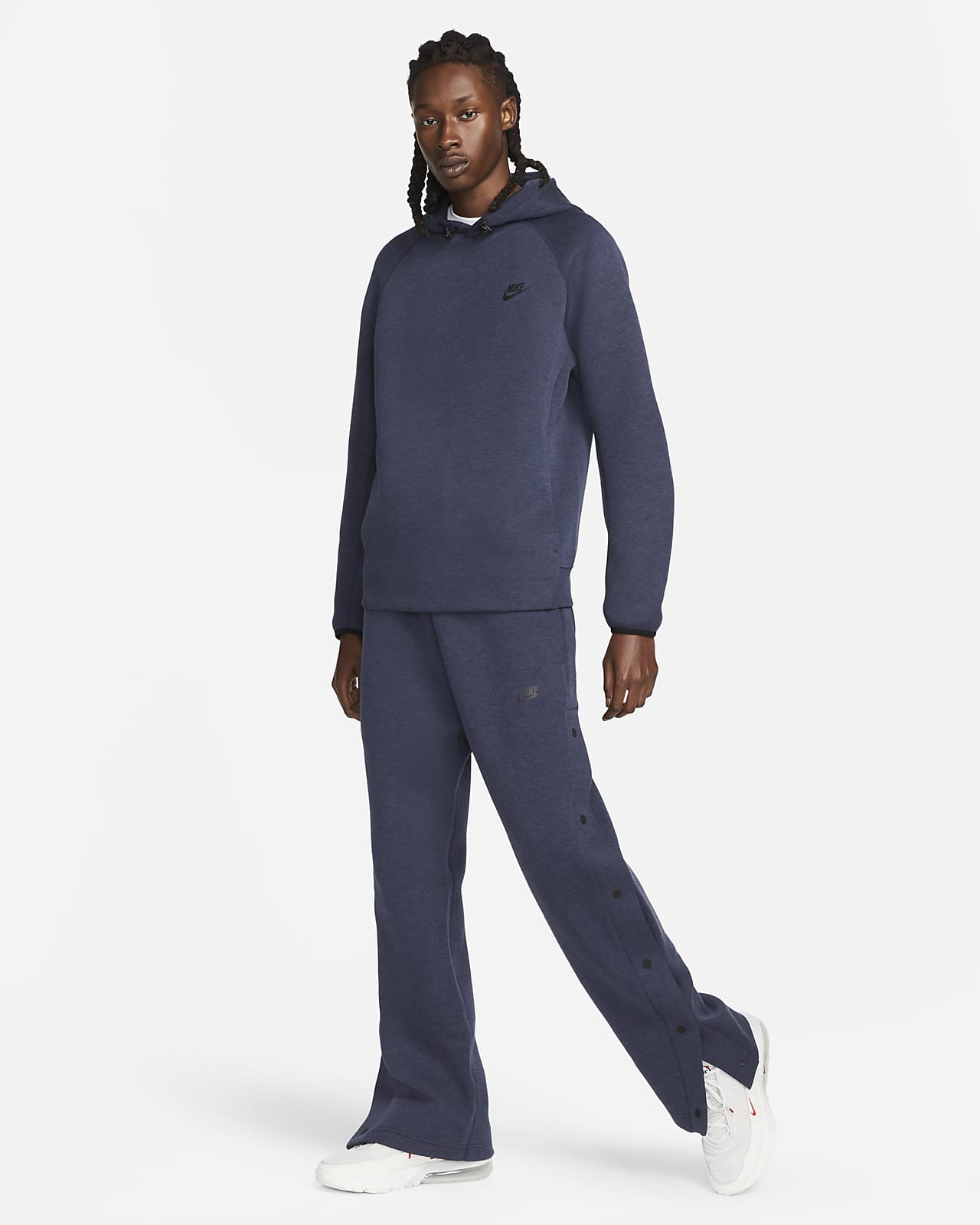Nike Sportswear Tech Fleece Reimagined Jogger con dobladillo abierto y  ajuste holgado - Hombre. Nike ES