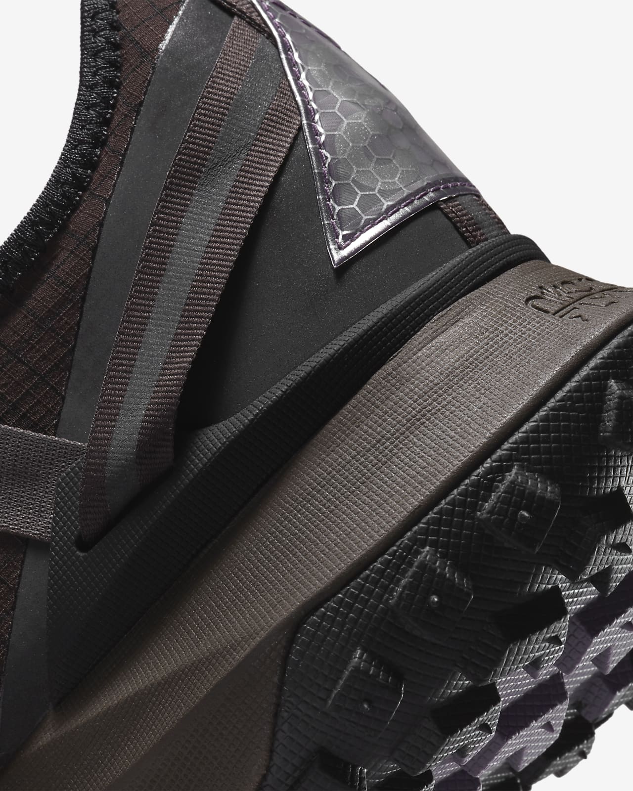 Nike公式 ナイキ Acg マウンテン フライ Low シューズ オンラインストア 通販サイト