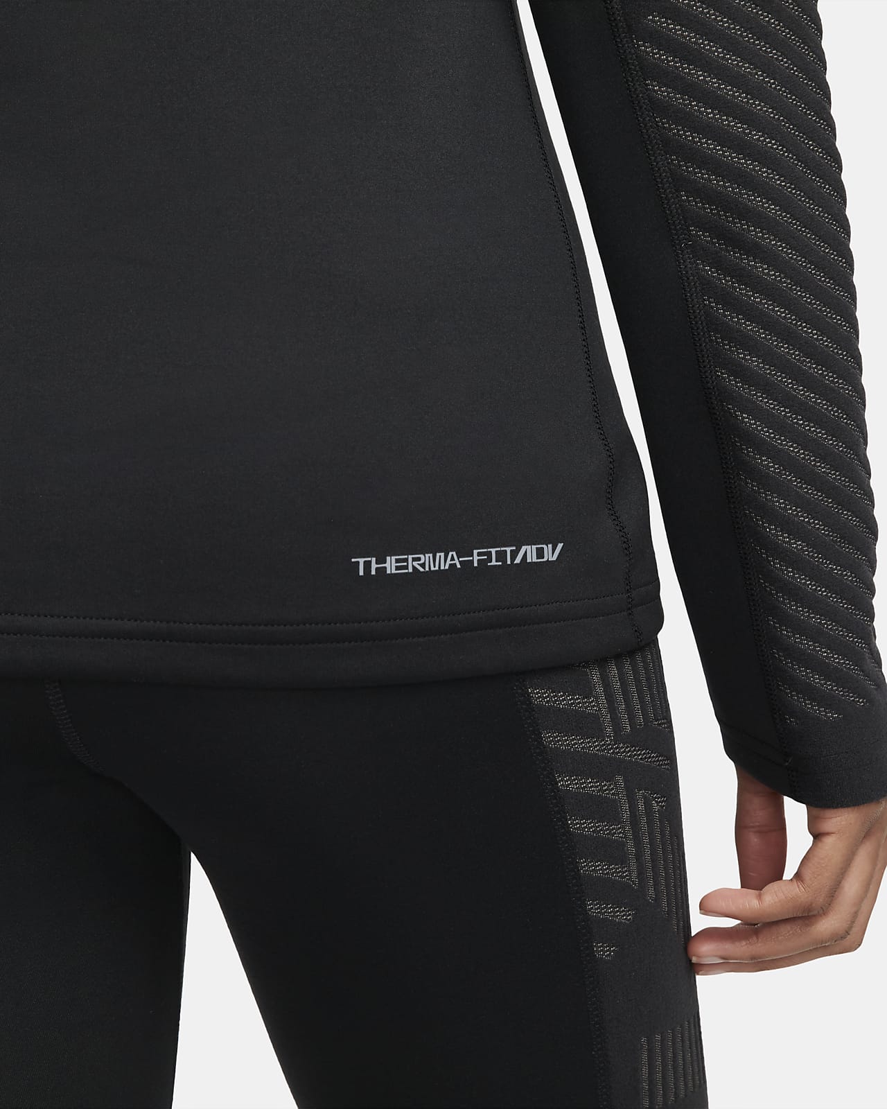 Playera de manga larga Nike Pro Therma-FIT ADV para mujer. Nike.com
