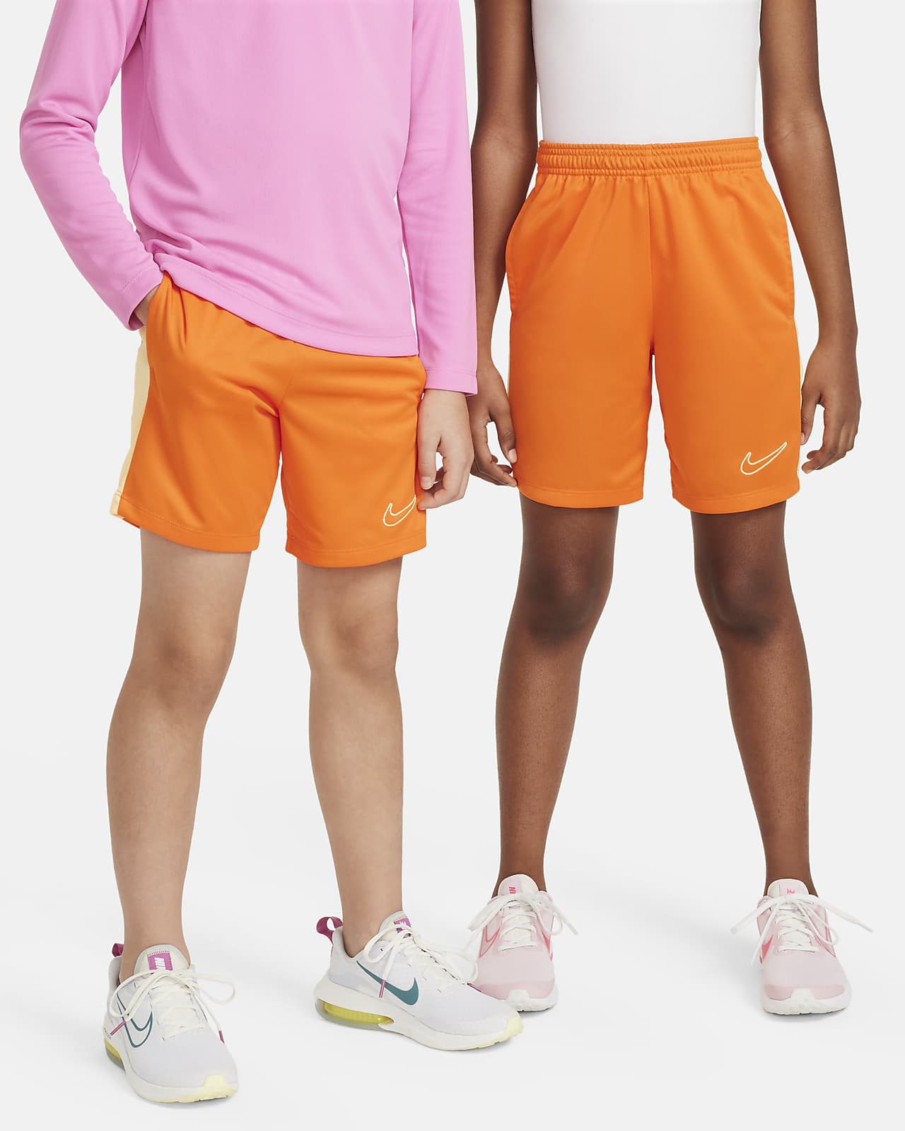 Nike Trophy Big Kids' (Girls') Bra (Extended Size) in White