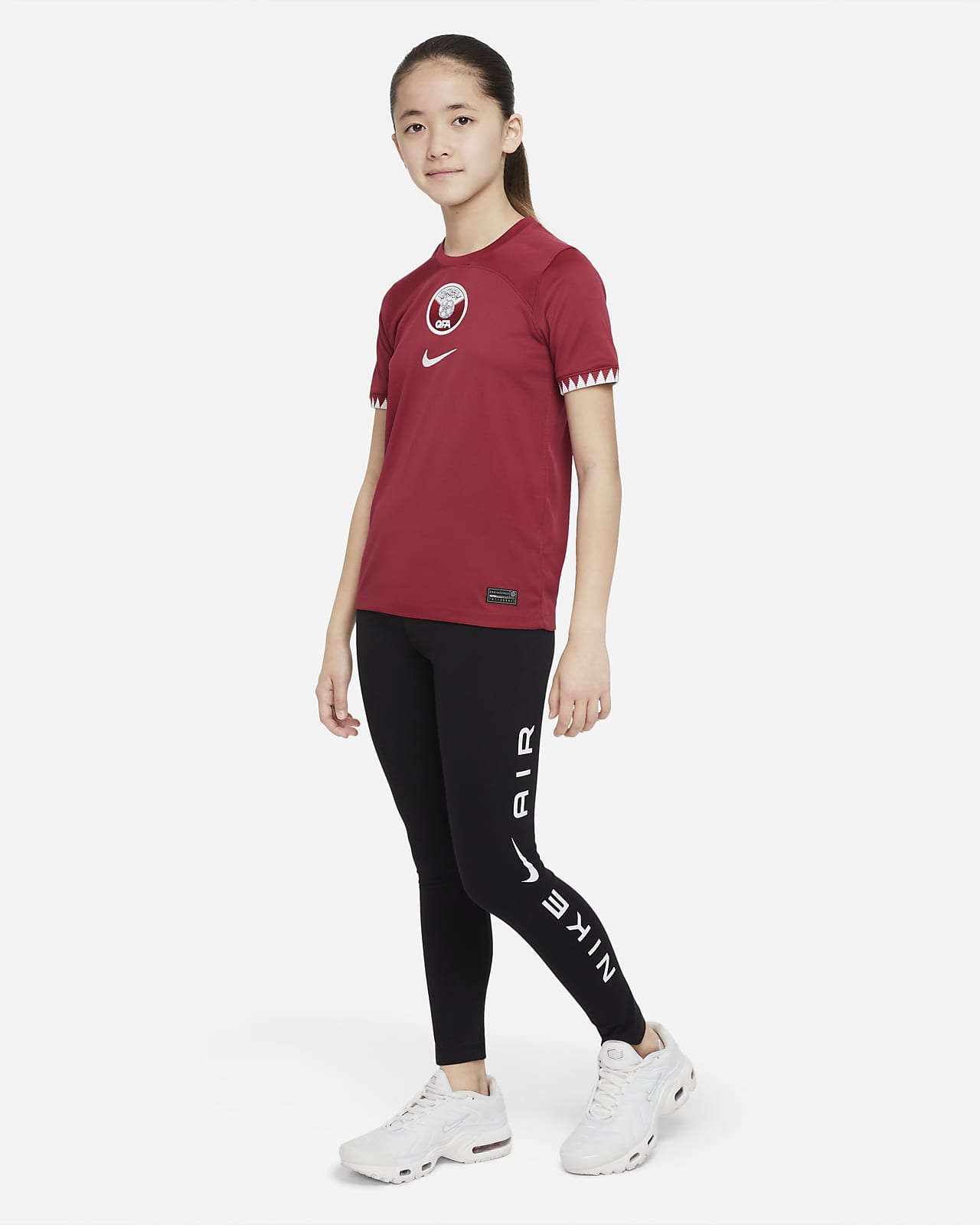 Qatar 2022 23 Stadium Home Older Kids Nike Dri FIT Football Shirt