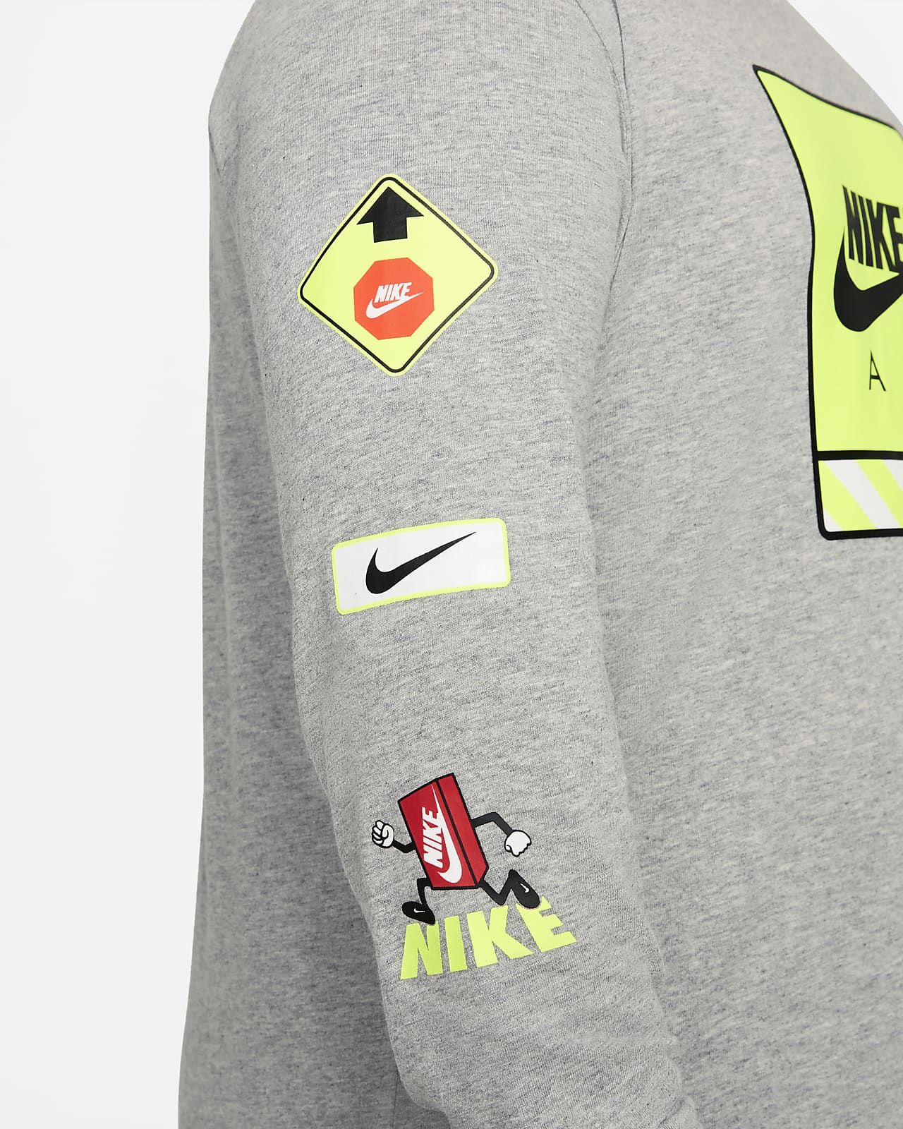 Nike Sportswear Big Kids' (Boys') Long-Sleeve T-Shirt (Extended Size ...