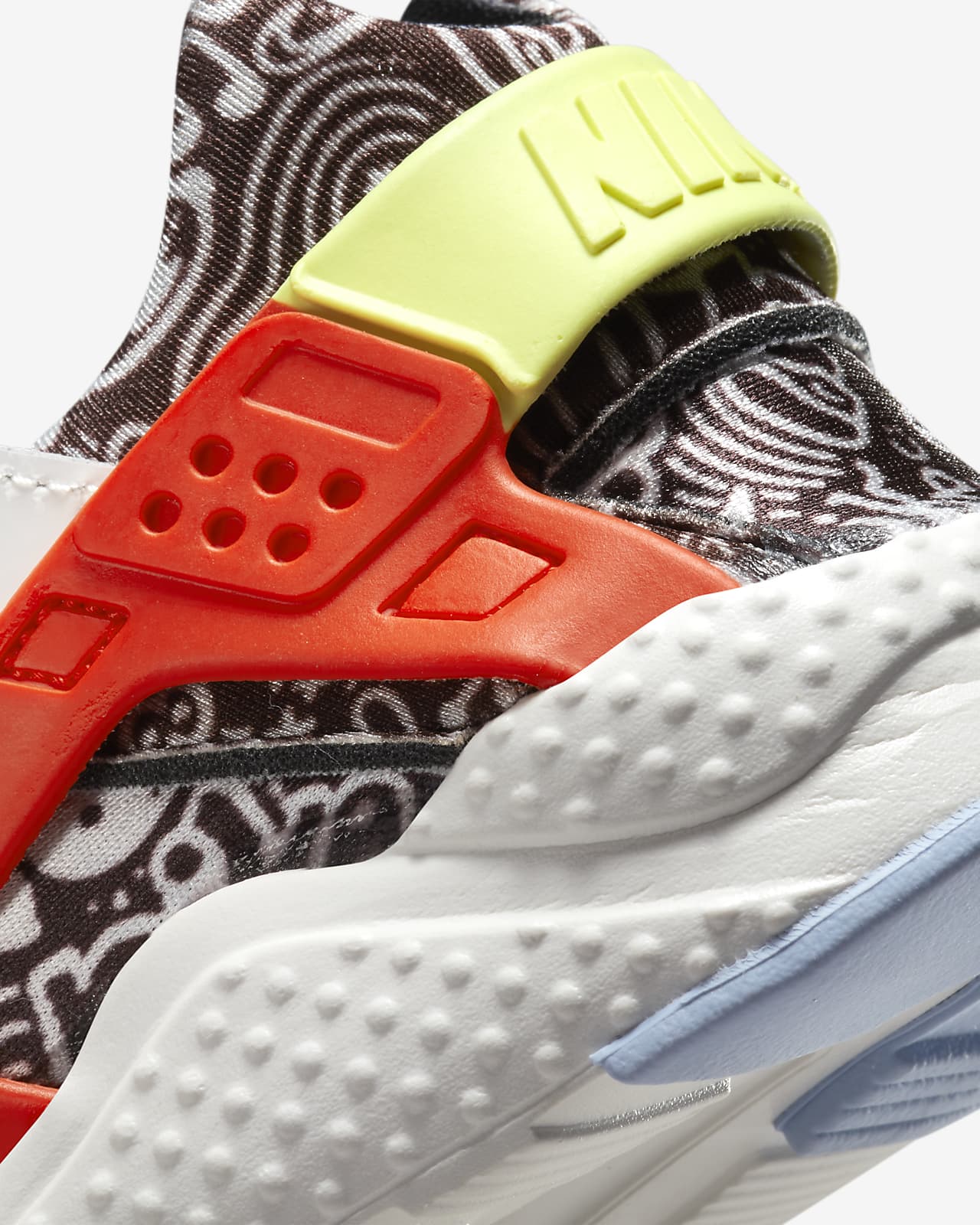 nike huarache run se