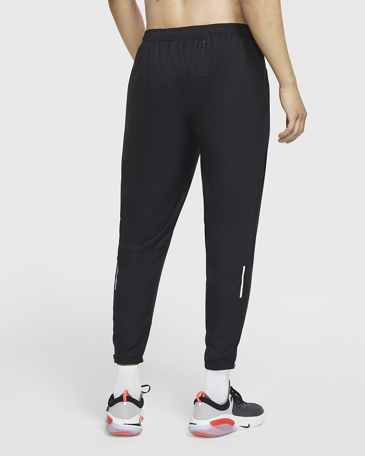 nike running essential woven sweatpants in black