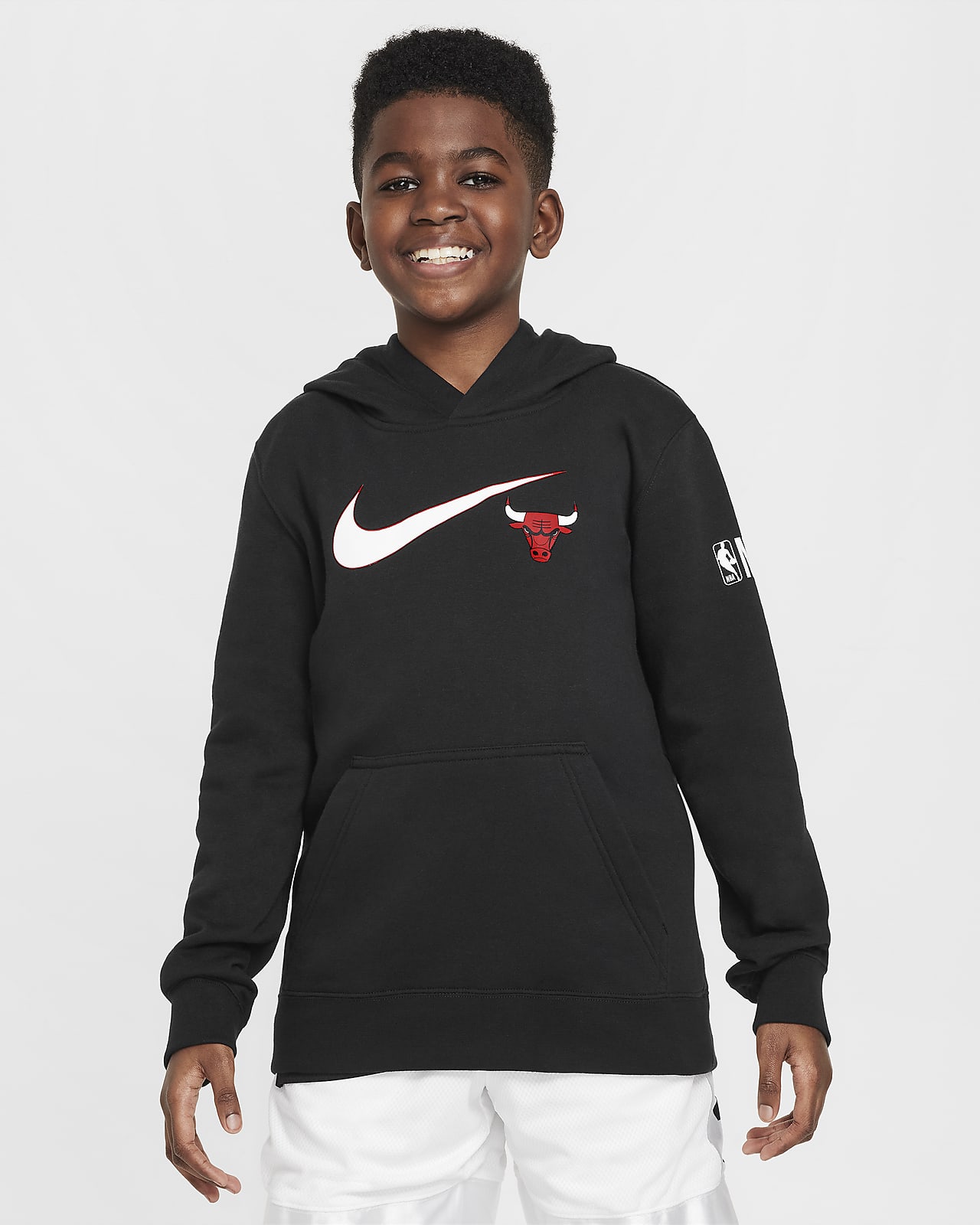 Chicago Bulls Club Fleece Essential Nike NBA-hættetrøje til større børn (drenge)