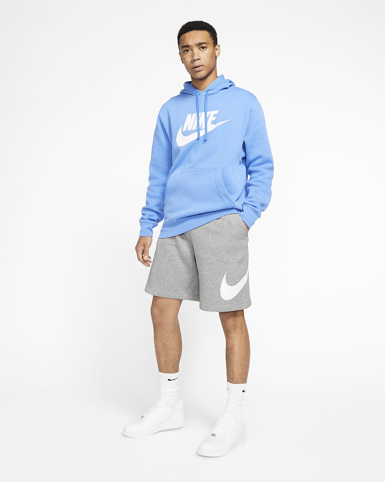 Nike Sportswear Club. Nike 