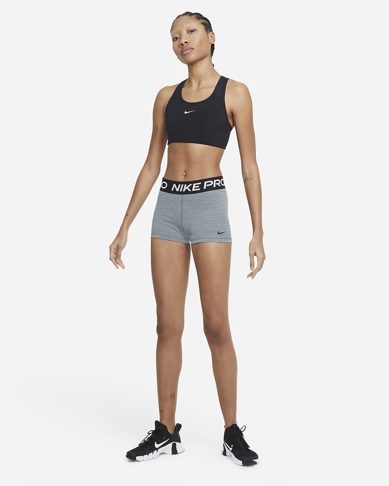 Short Nike Pro 8 cm pour Femme. Nike LU