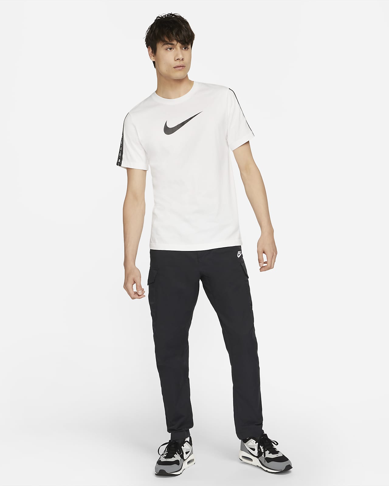 nike utility cargo trousers