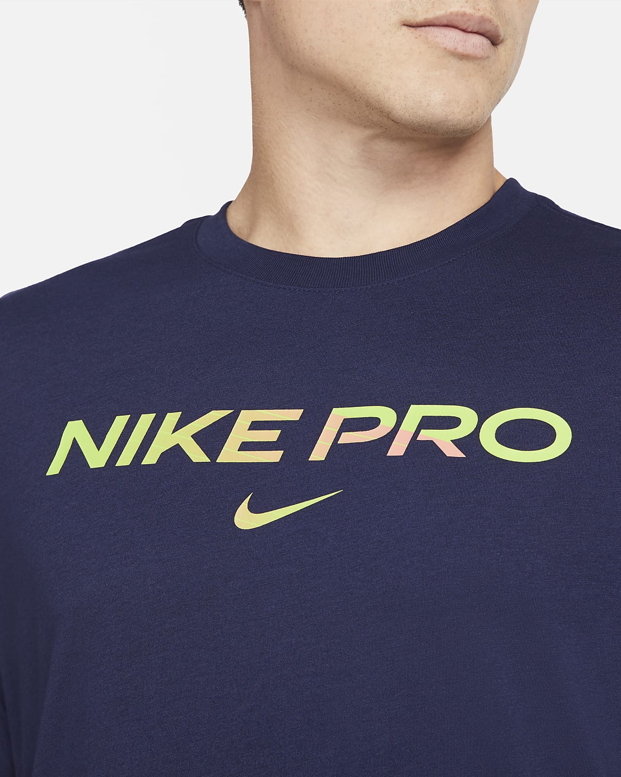 Venta > nike t shirt pro > en stock