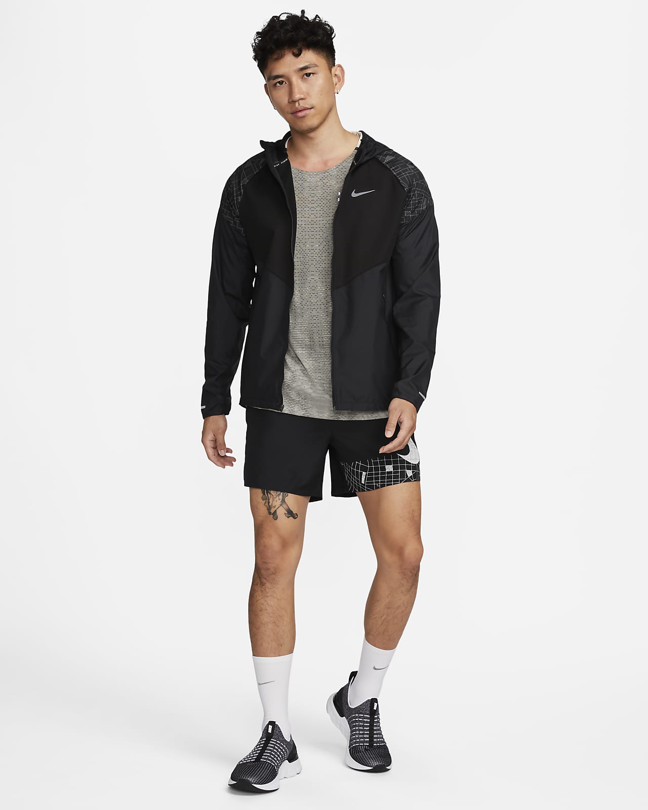 lightweight nike running jacket