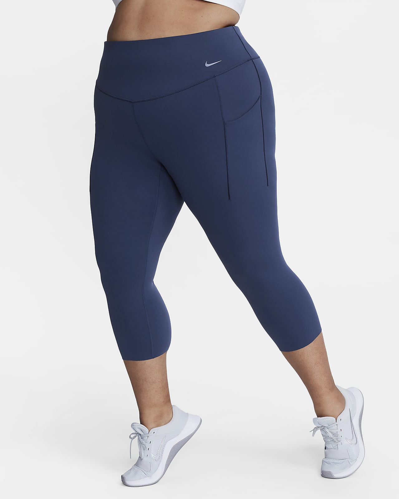 Leggings cortos de cintura alta y soporte medio con bolsillos para mujer  (talla grande) Nike Universa