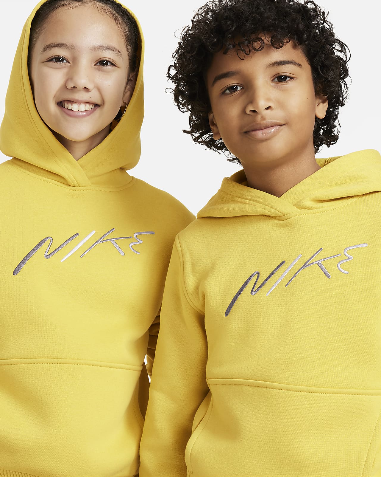 Sudadera extragrande de corte recto con logo de la marca pequeño en hotsell color avena de nike