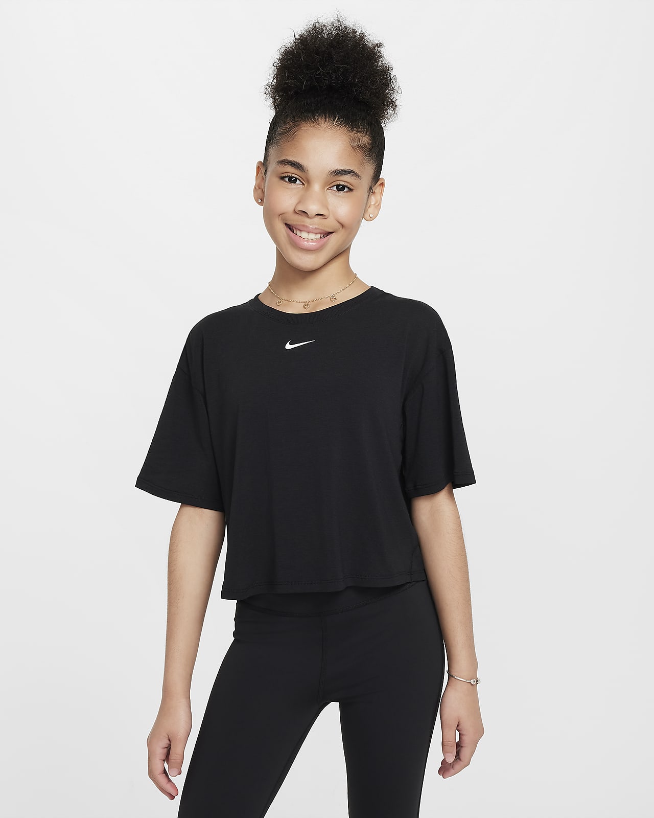Nike One Relaxed Older Kids' (Girls') Dri-FIT Short-Sleeve Top