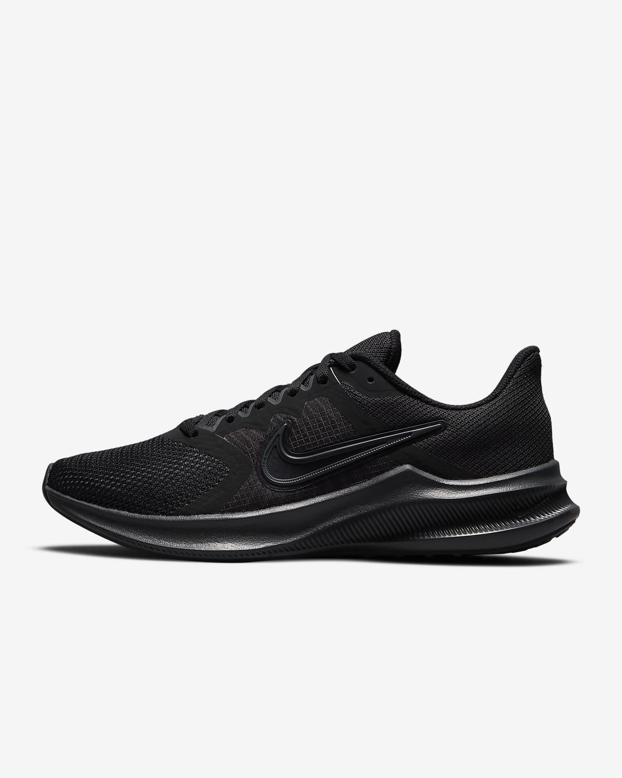 black nike shoes womens running