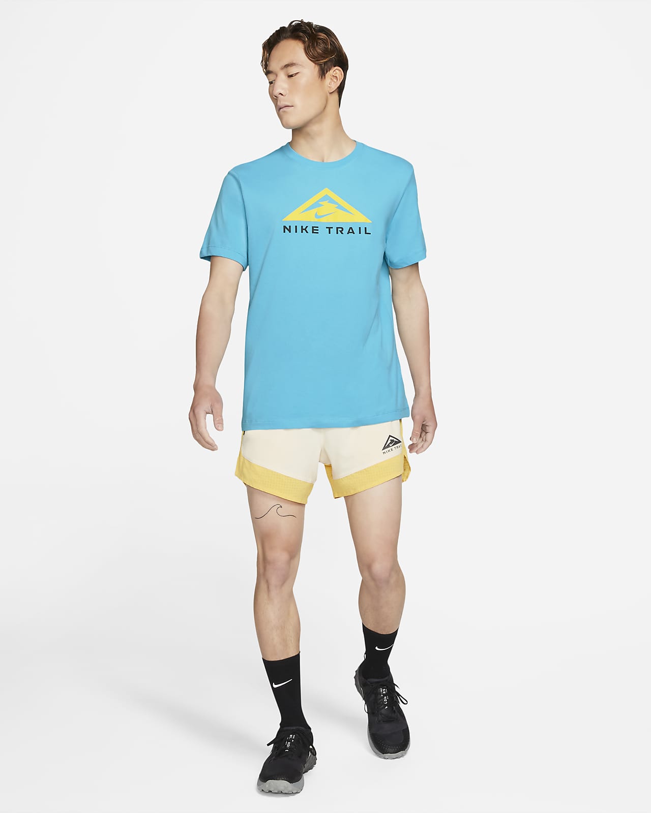 nike trail t shirt black