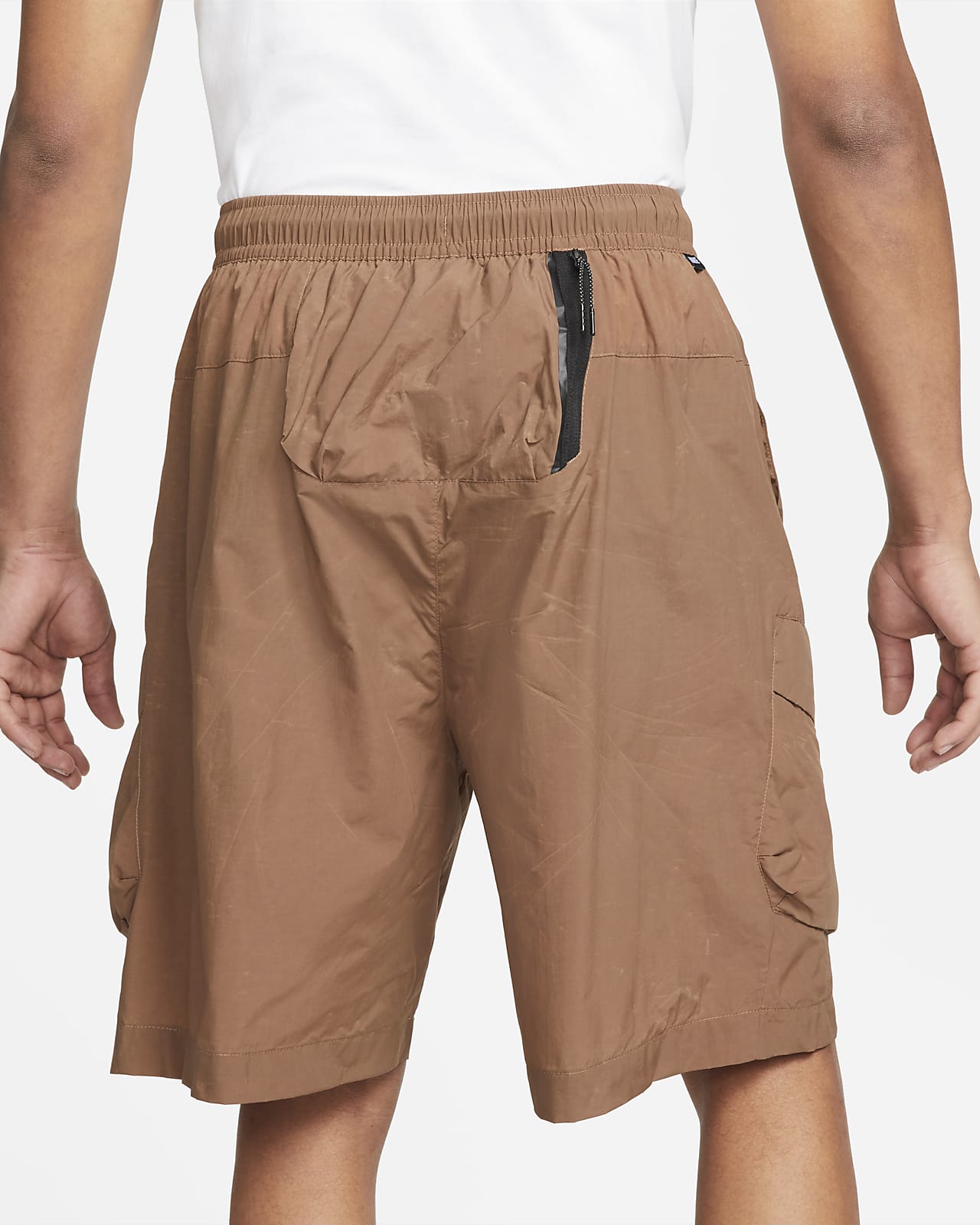 Woven Unlined Utility Shorts. Nike GB