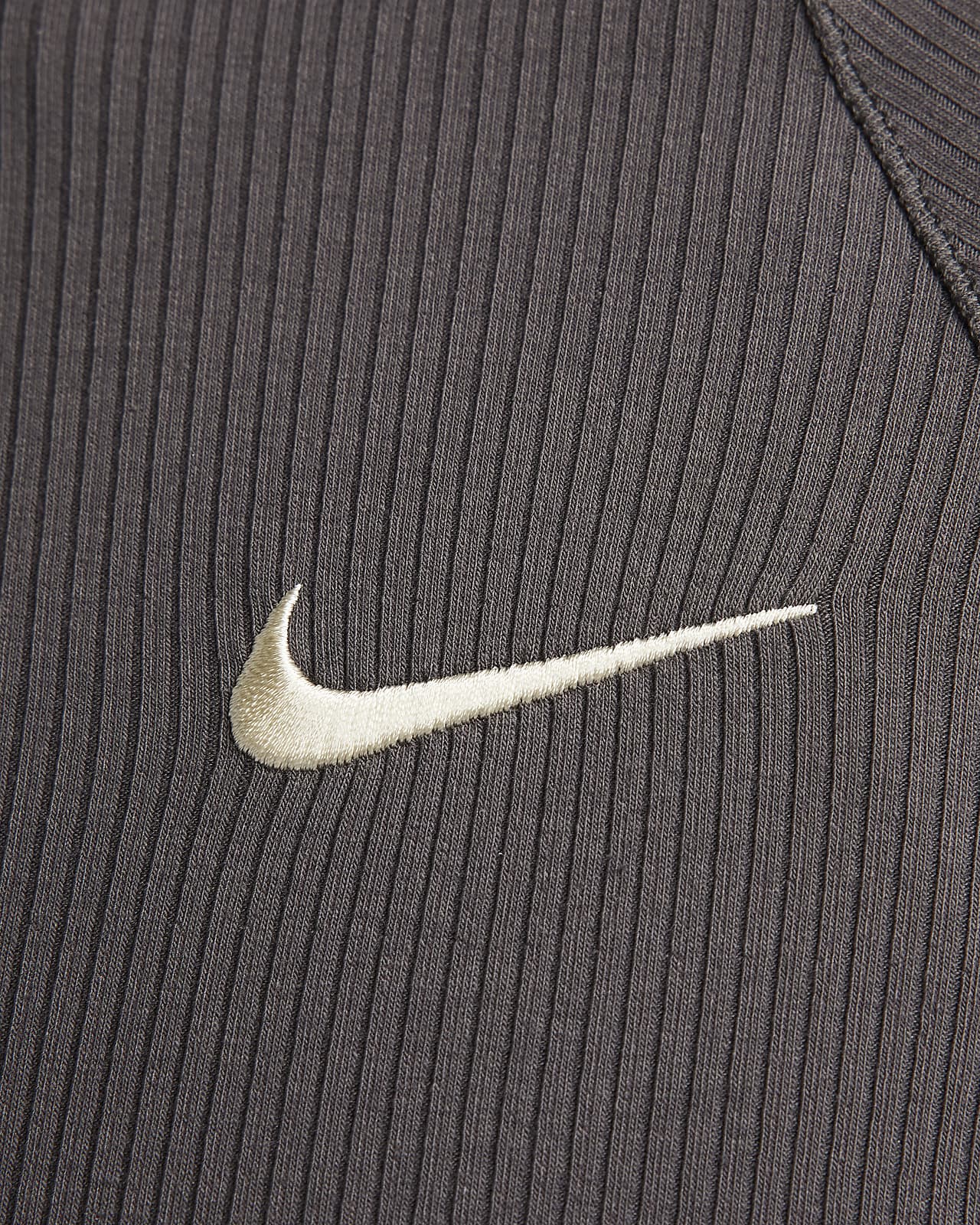 Nike Sportswear Tech Pack Women's Ripstop Jacket. Nike LU