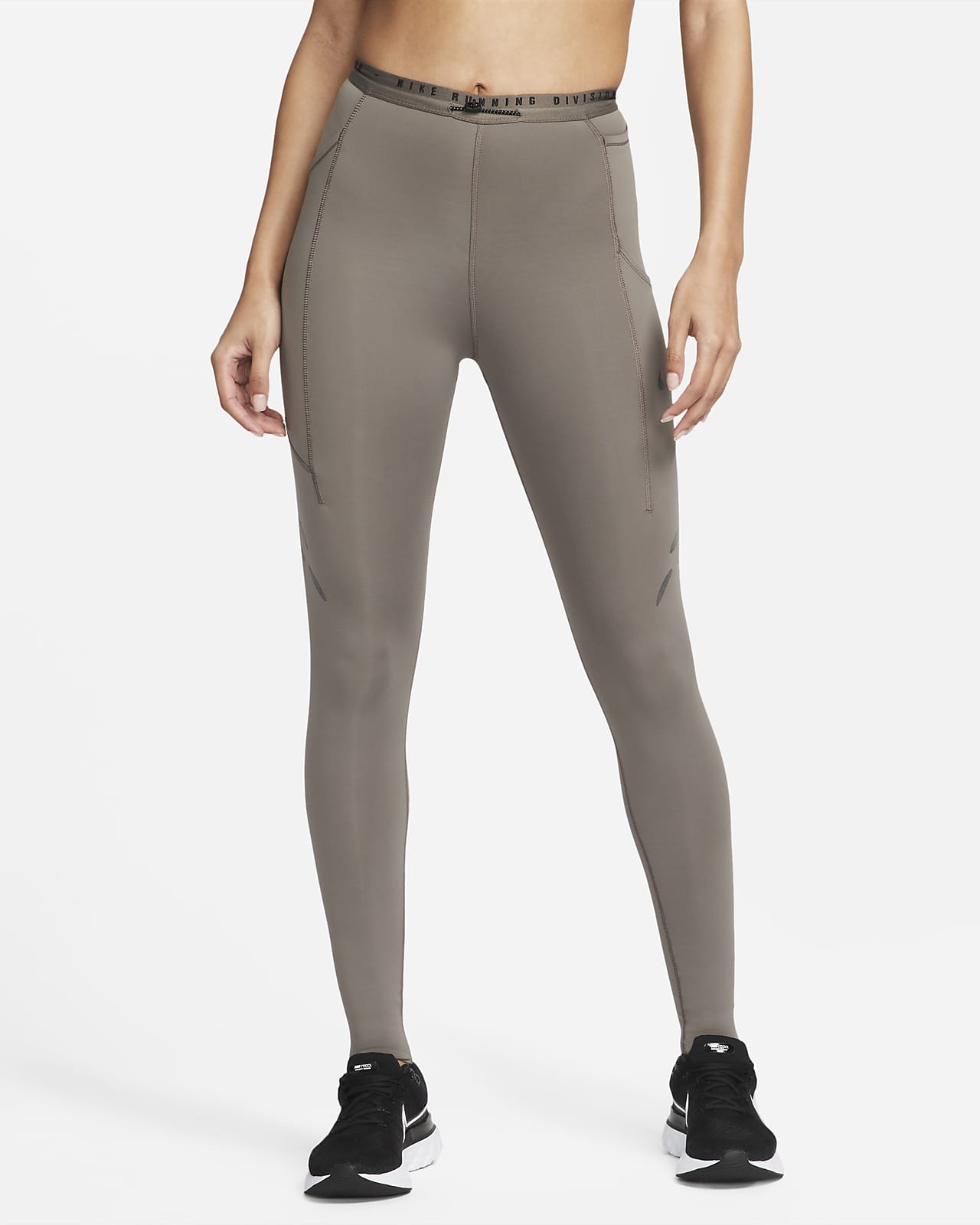 Leggings da running a vita media con tasca Nike Dri-FIT Run Division – Donna.  Nike IT