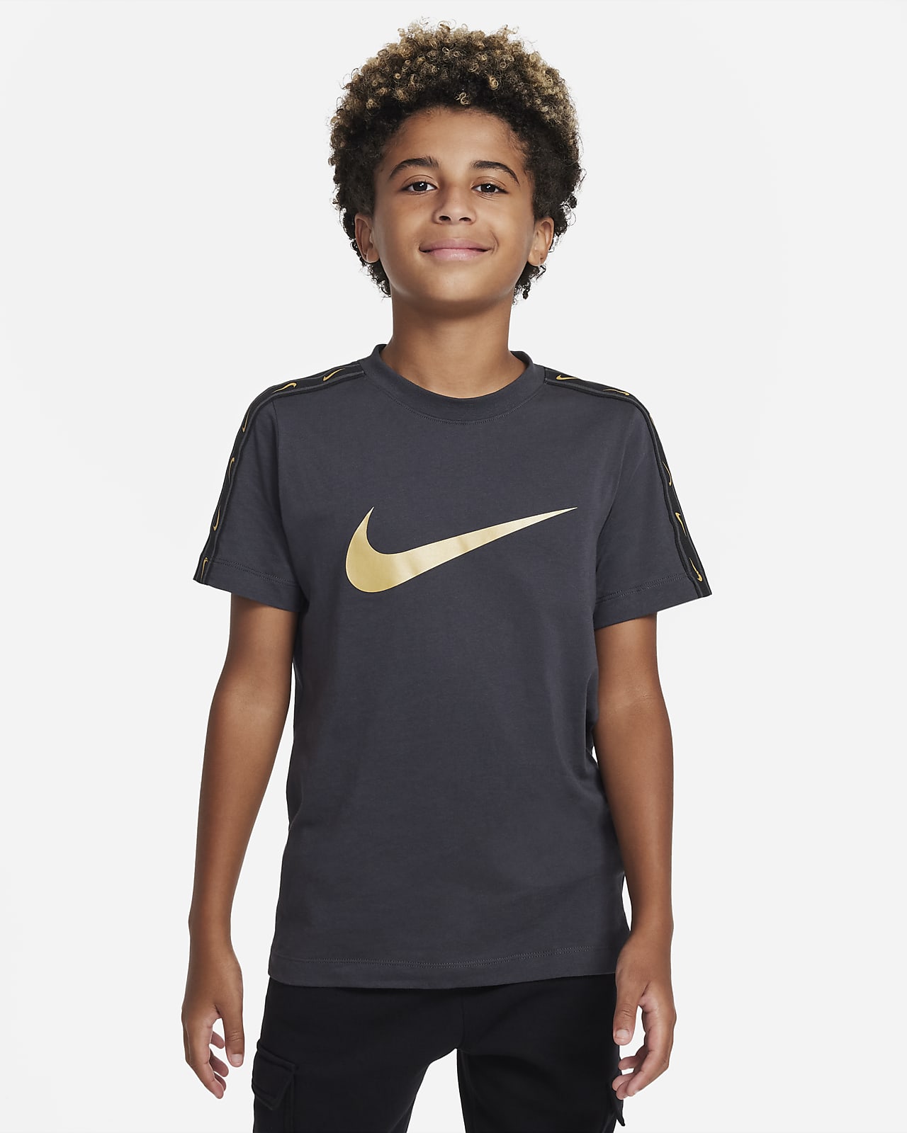 Nike Sportswear Repeat Older Kids' (Boys') T-Shirt. Nike CA