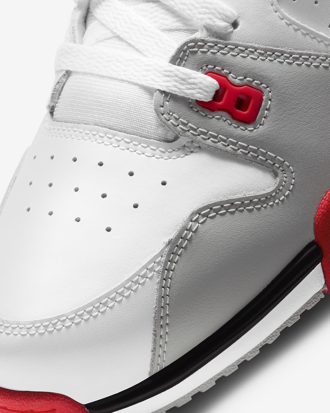 nike high top cross trainers