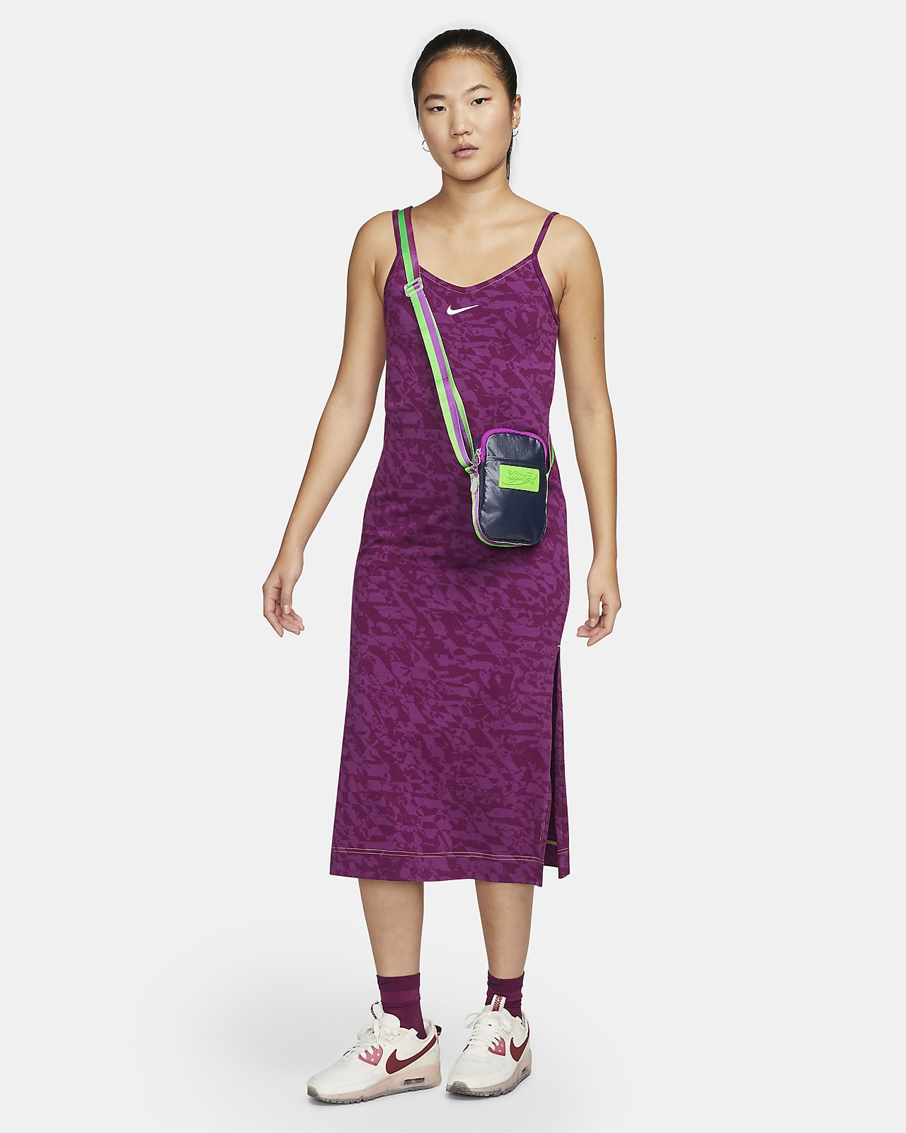 Bandolera nike purpura deals