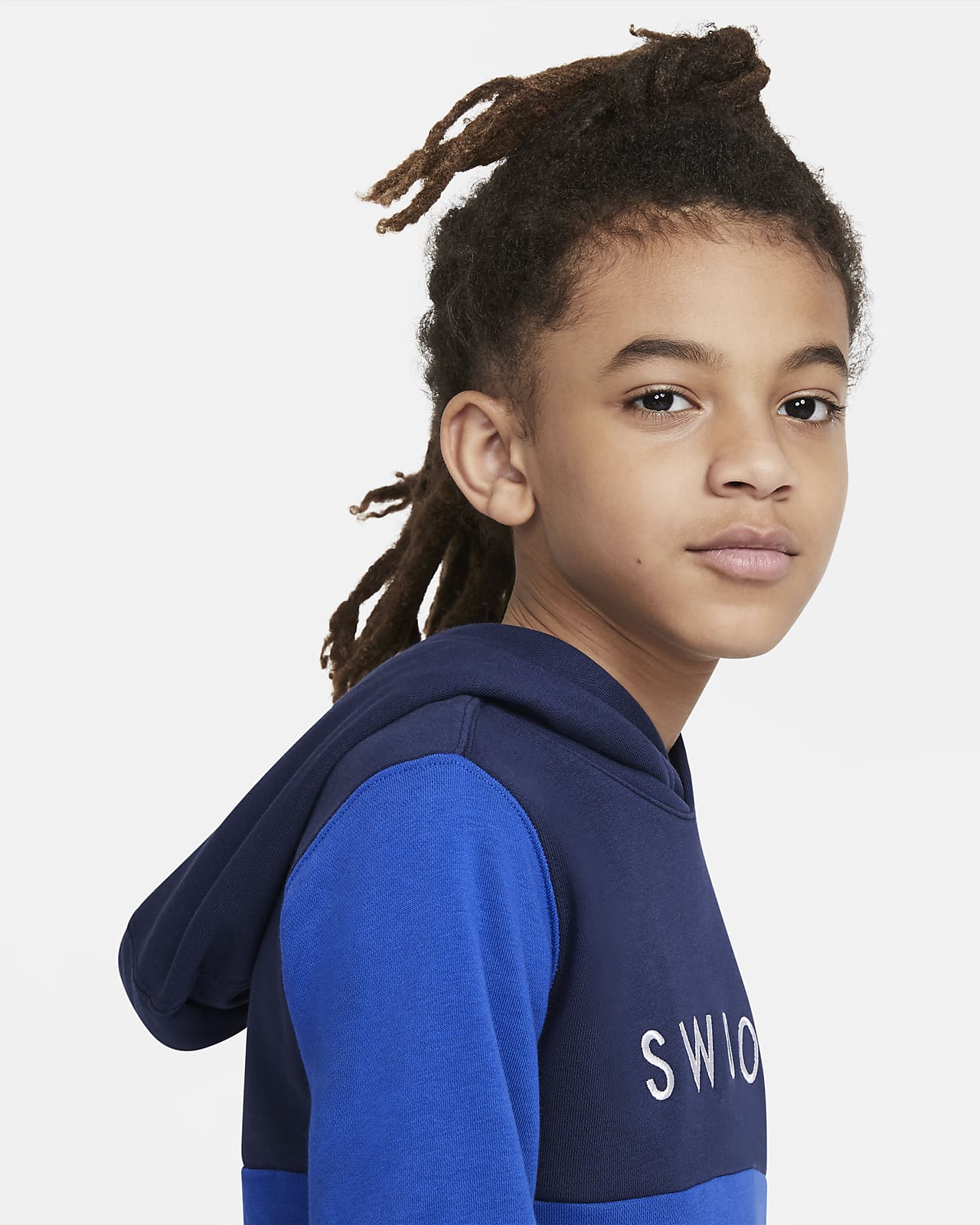 Nike Sportswear Swoosh Big Kids' (Boys') French Terry Hoodie. 