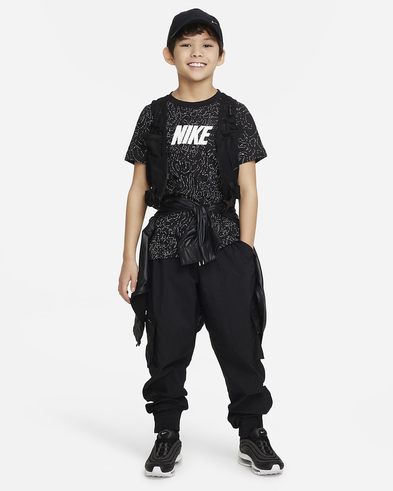 Playera niño talla Nike Sportswear. Nike.com