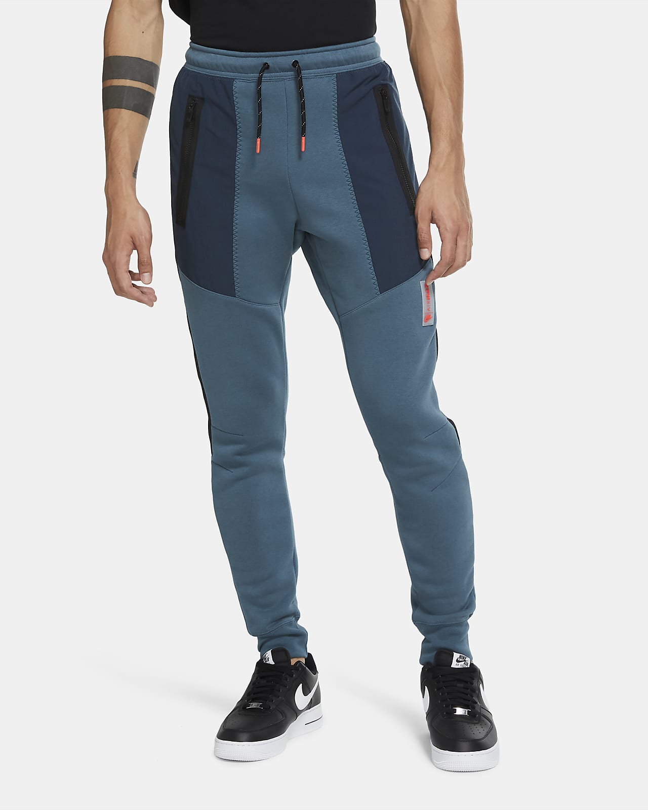 nike fleece trousers