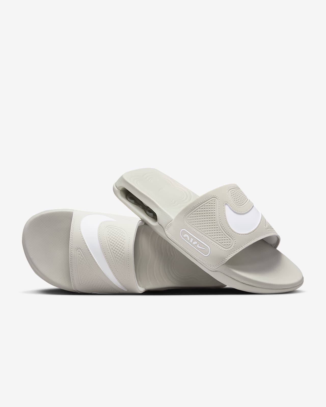 Sliders, Sandals & Flip-Flops. Nike IL