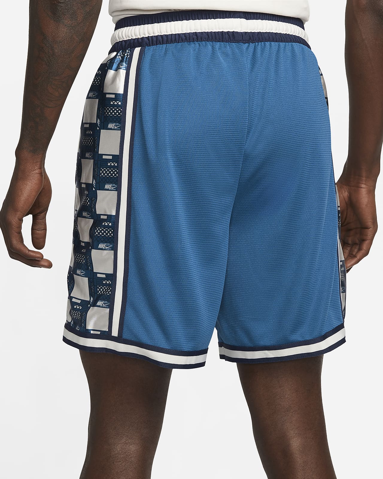 Nike Dri-FIT DNA+ Men's 20cm (approx.) Basketball Shorts. Nike CA