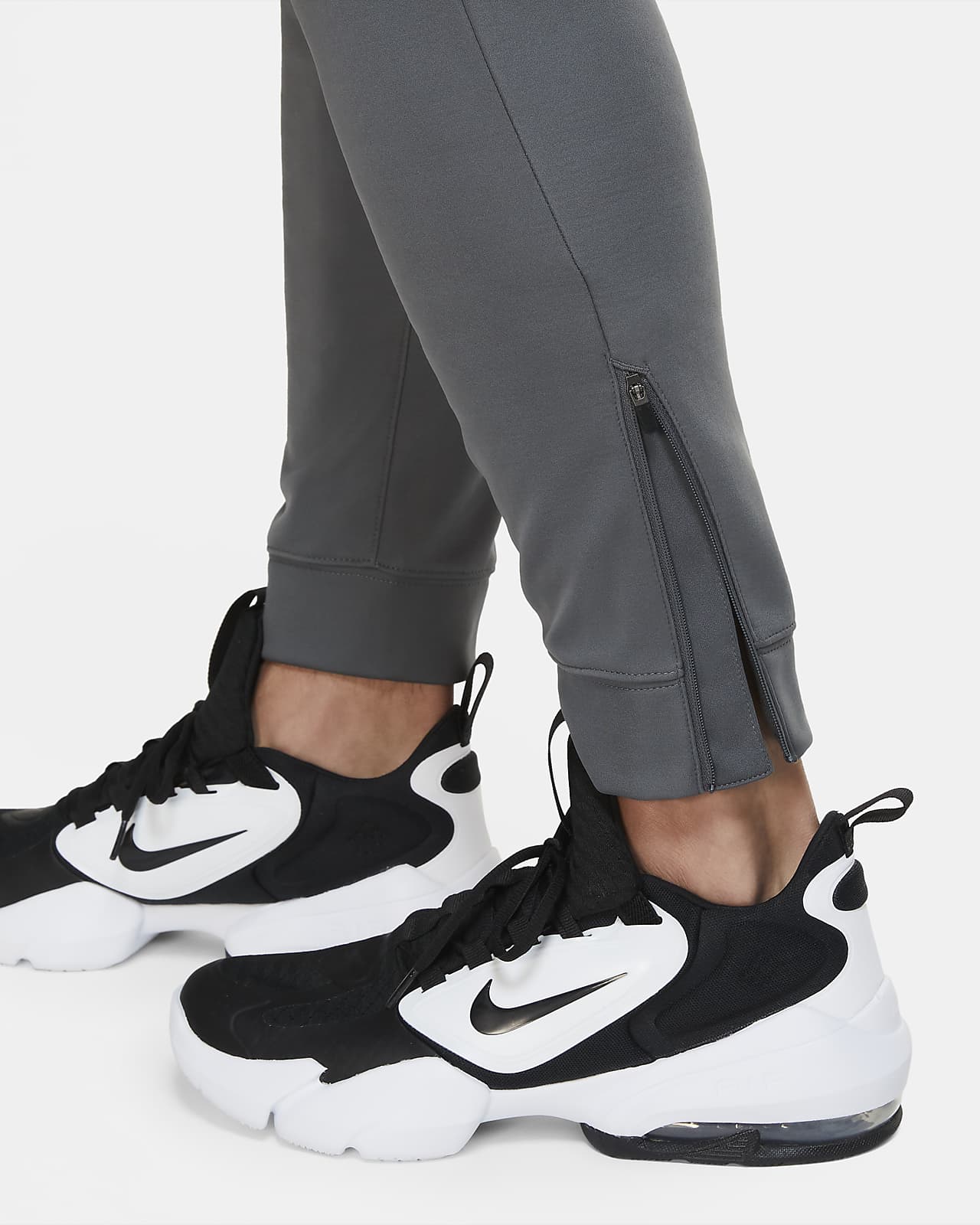 nike training therma track pants