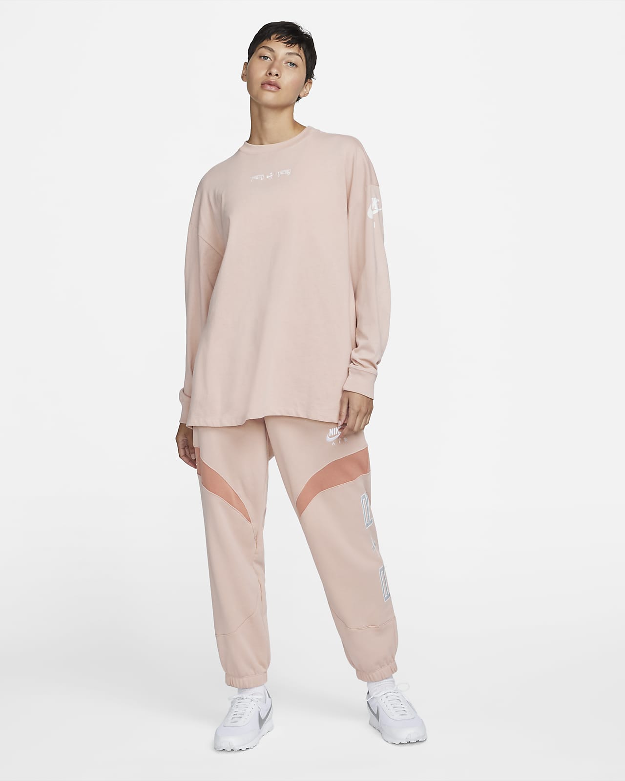 Nike Air Women's Long-Sleeve Top. Nike DK