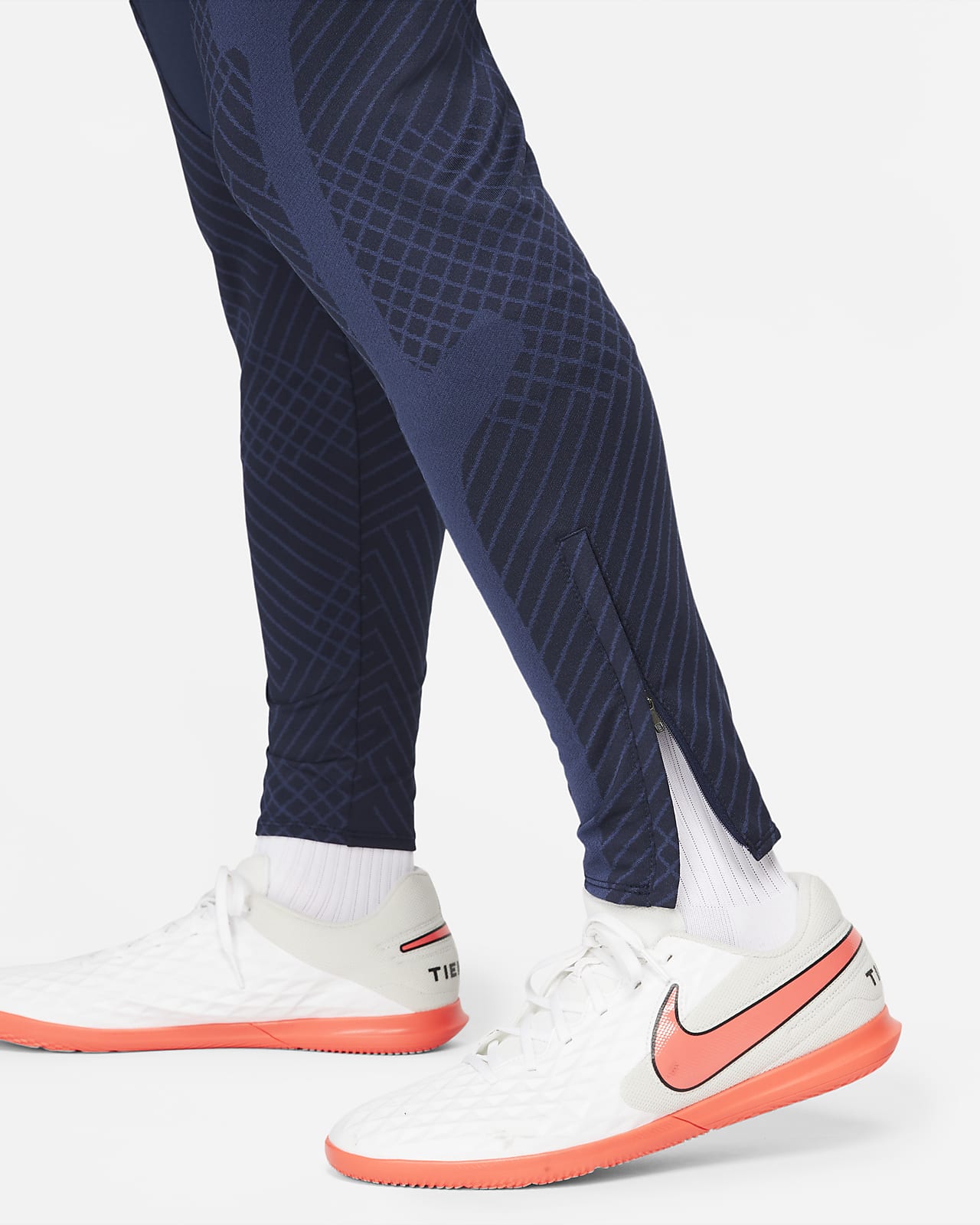 pantalon nike dry strike