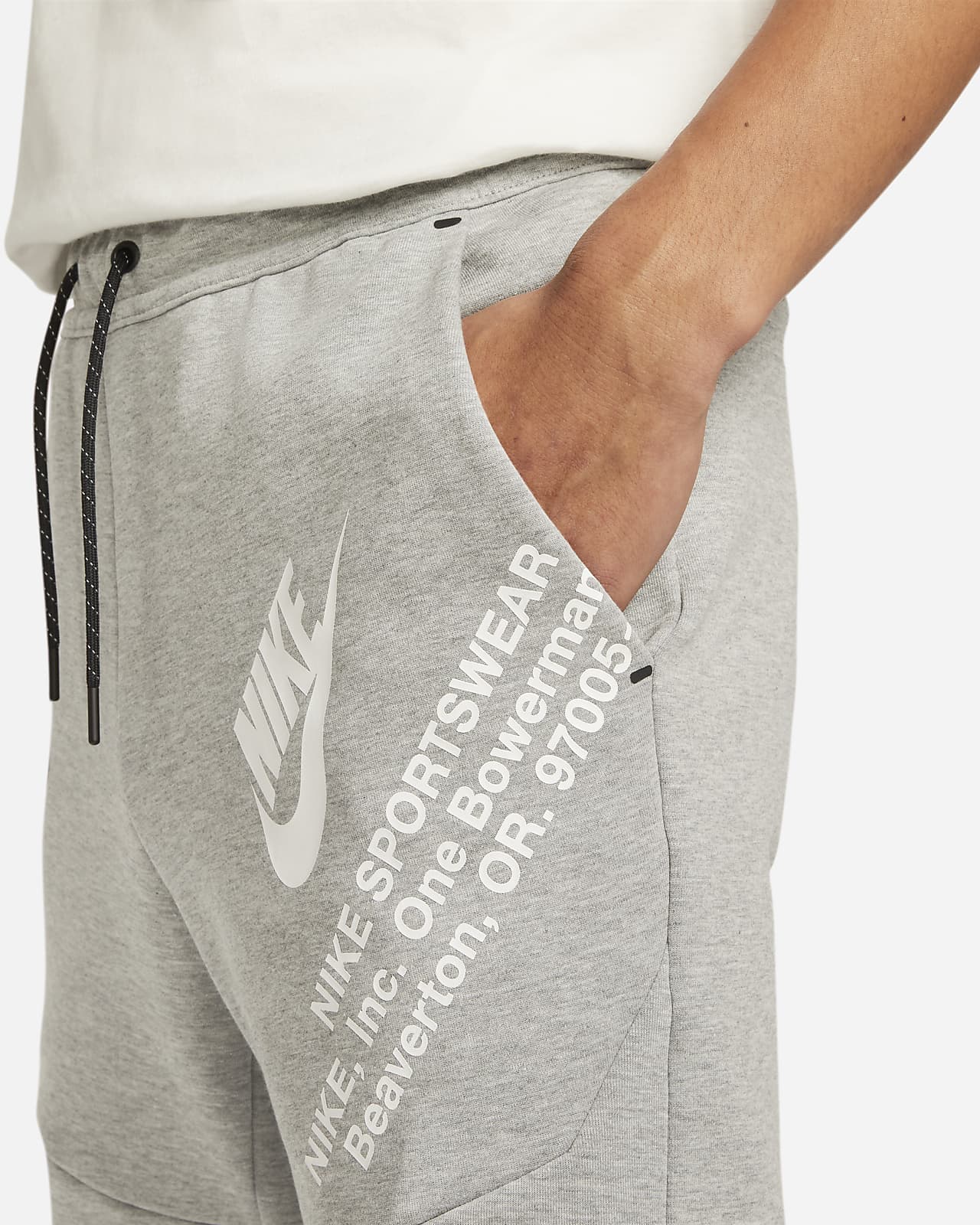 jogger nike sportswear tech fleece