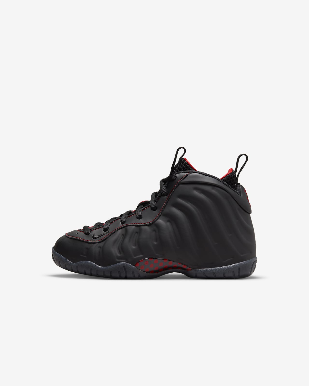 black nike little posite one