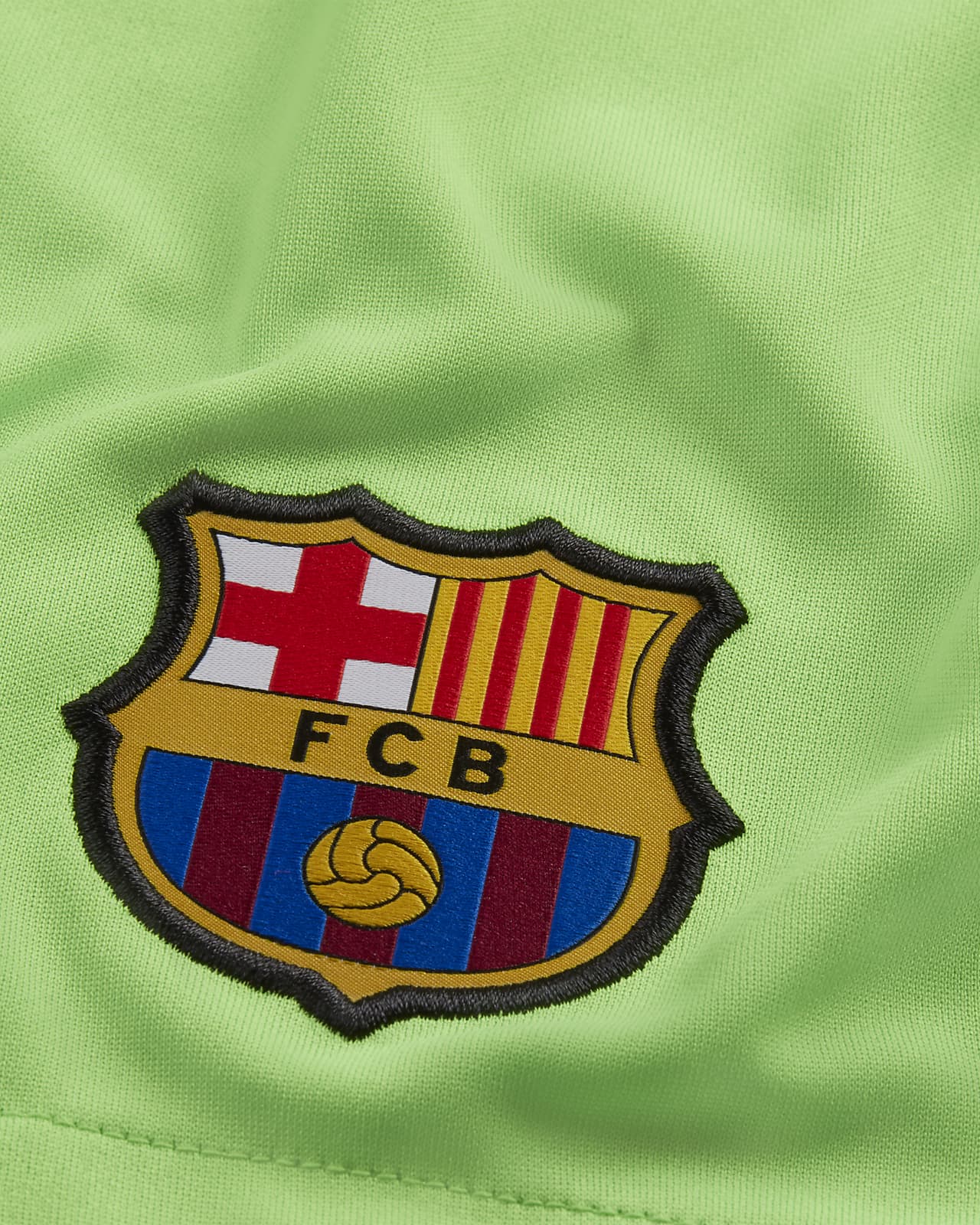 Bạn là một fan cuồng của đội bóng F.C. Barcelona? Với chiếc áo thủ môn Nike Dri-FIT của Barcelona, bạn sẽ cảm thấy như một thành viên của đội bóng. Sản phẩm sẽ giúp bạn cảm thấy thoải mái và bảo vệ trước những tác động từ bên ngoài, cùng với đó là thiết kế độc đáo mang đầy tính thẩm mỹ.