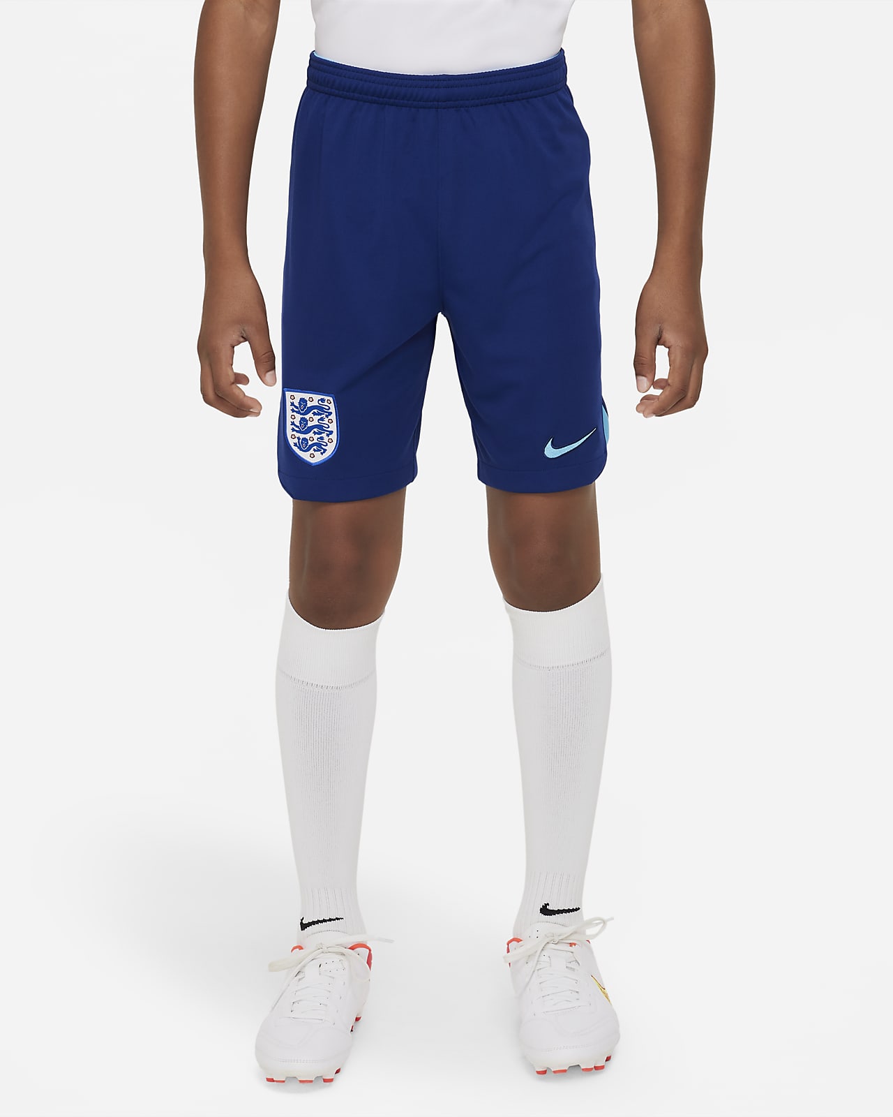 England 2022/23 Stadium Home Older Kids' Nike Dri-FIT Football Shorts