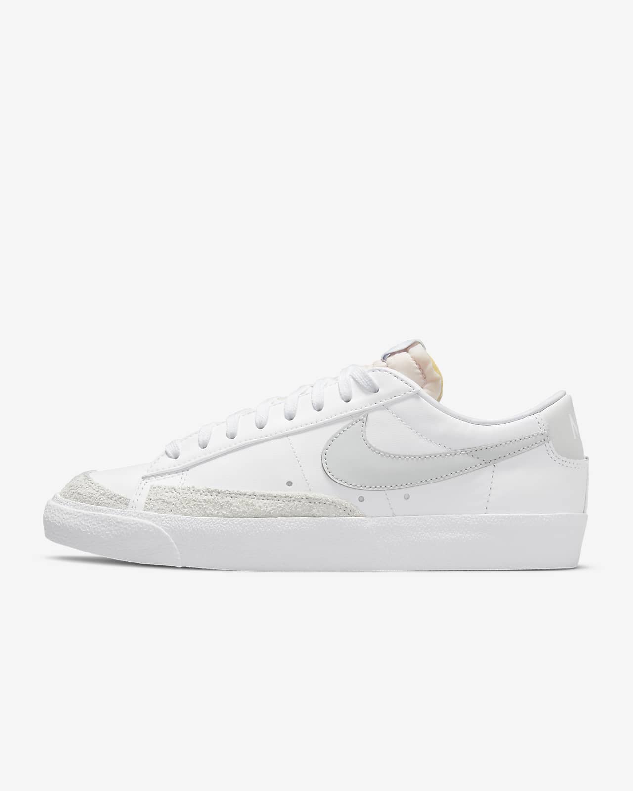 nike blazer low womens white