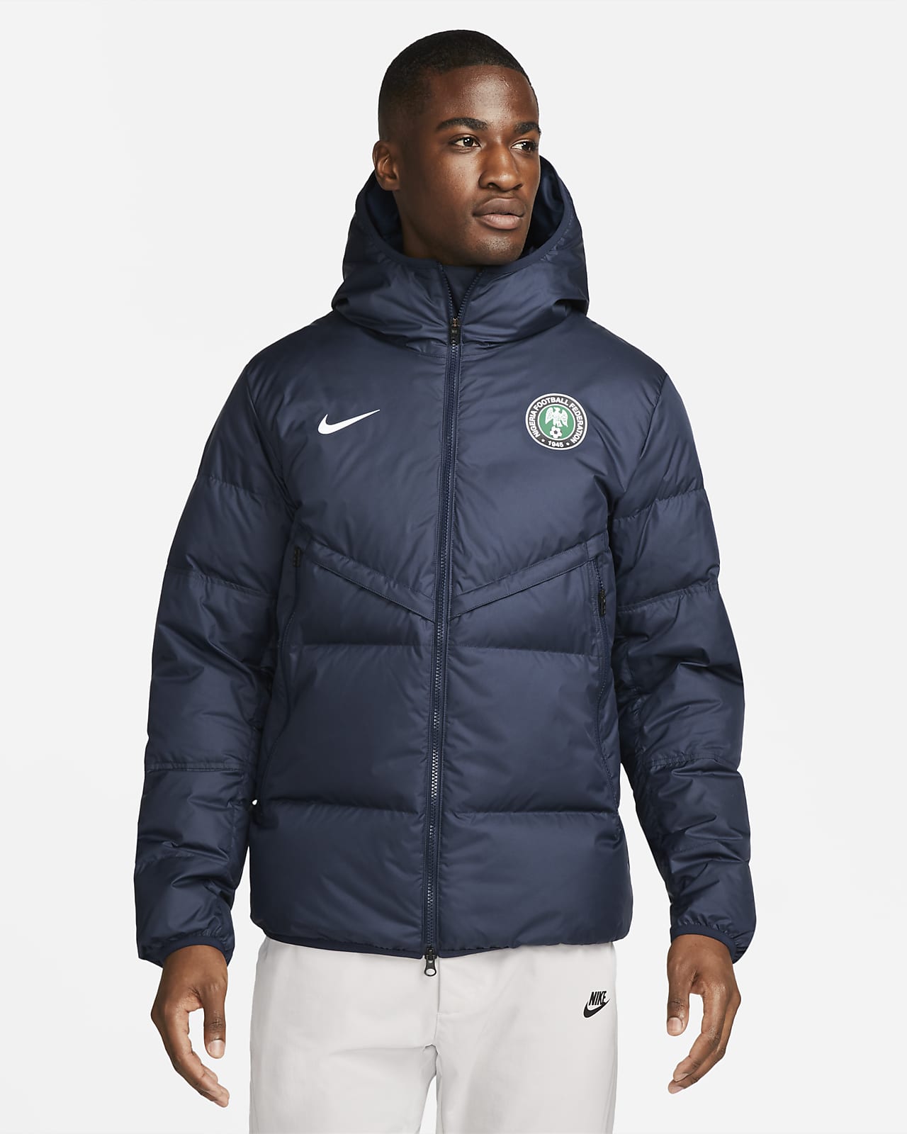 Vet Macadam Groen Nigeria Strike Men's Nike Storm-FIT Soccer Down Jacket. Nike.com