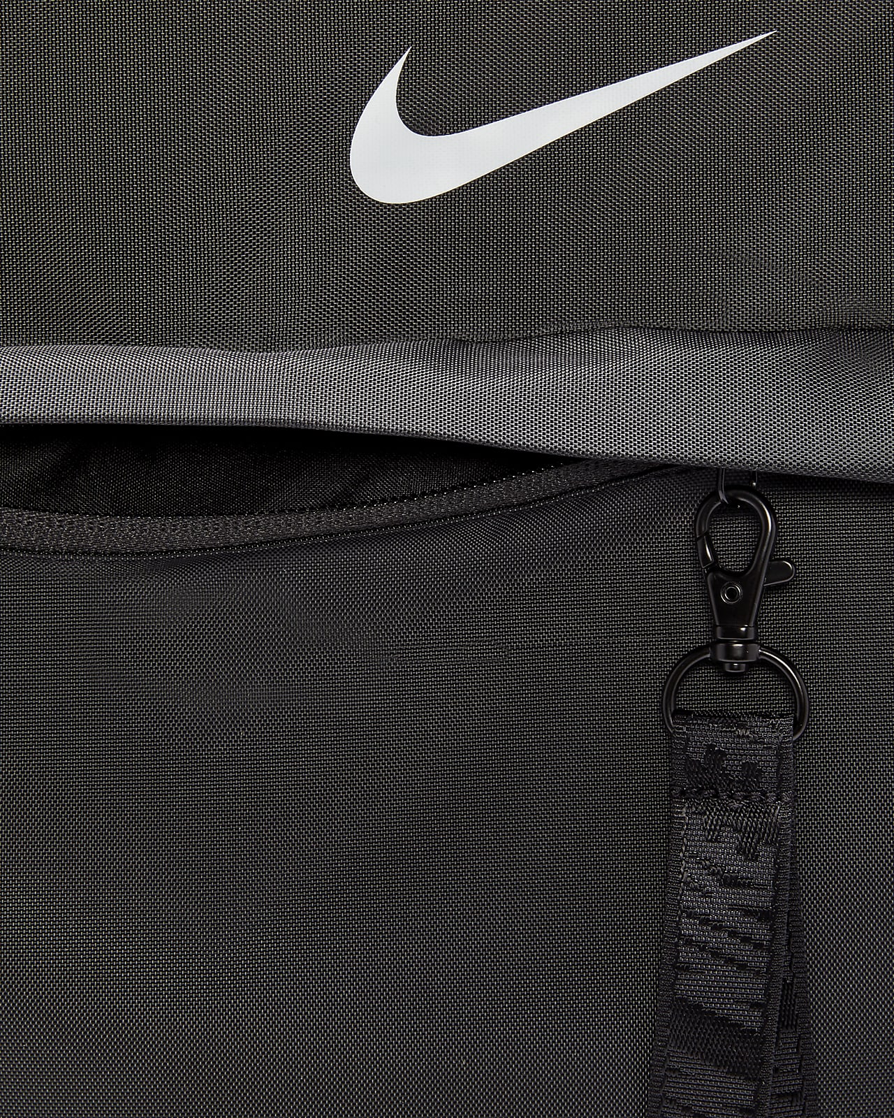 Nike Sportswear Essentials Tote (25L). Nike.com