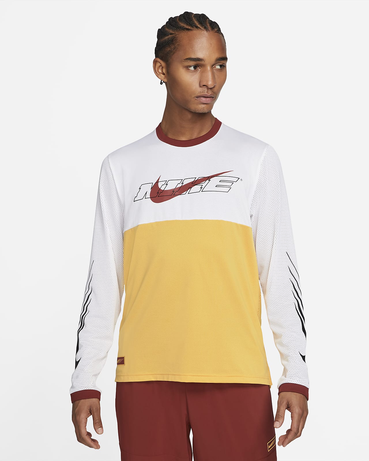 nike abbigliamento sportivo