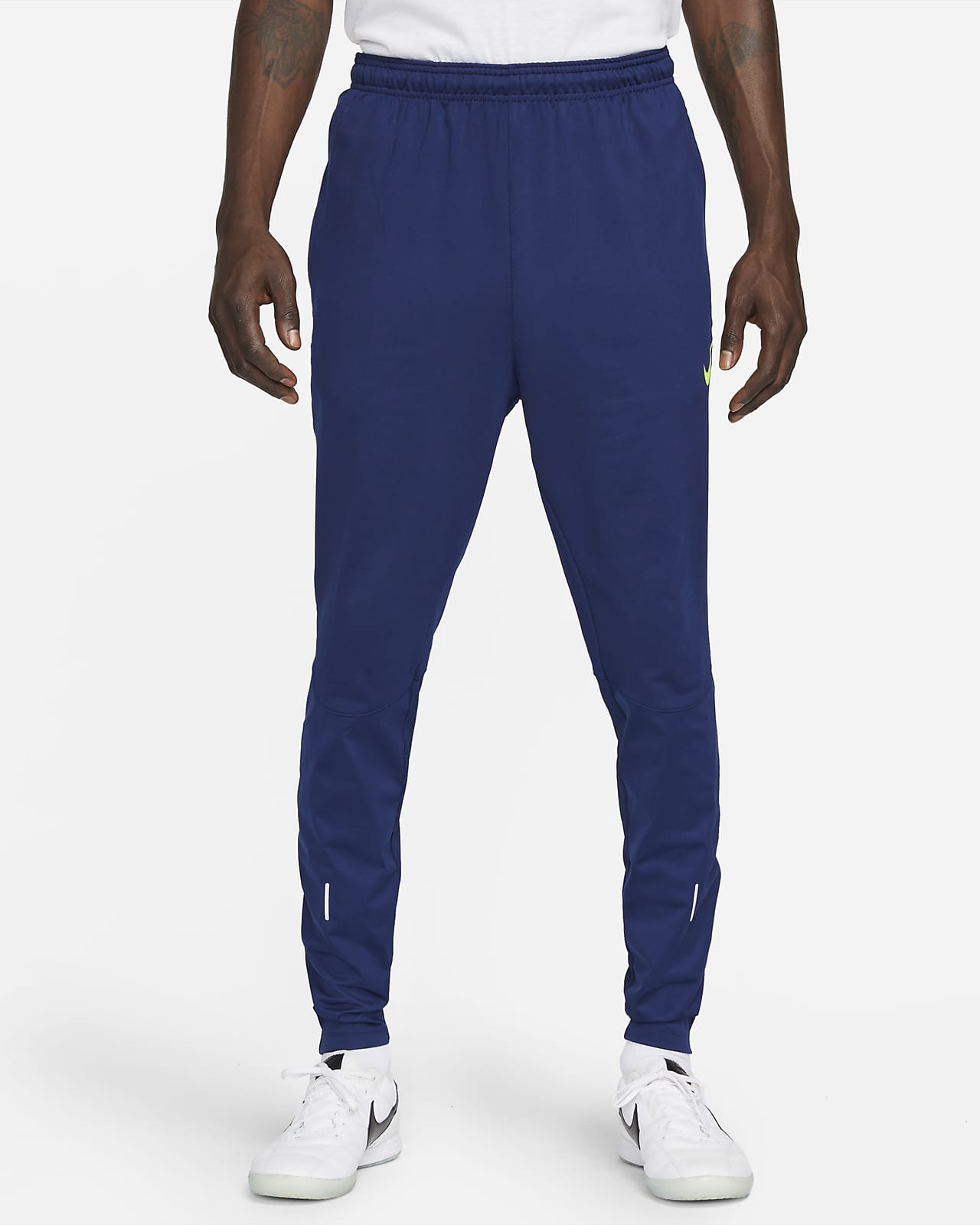 Nike Therma-Fit Strike Winter Warrior Pantalón de fútbol - Hombre. Nike ES