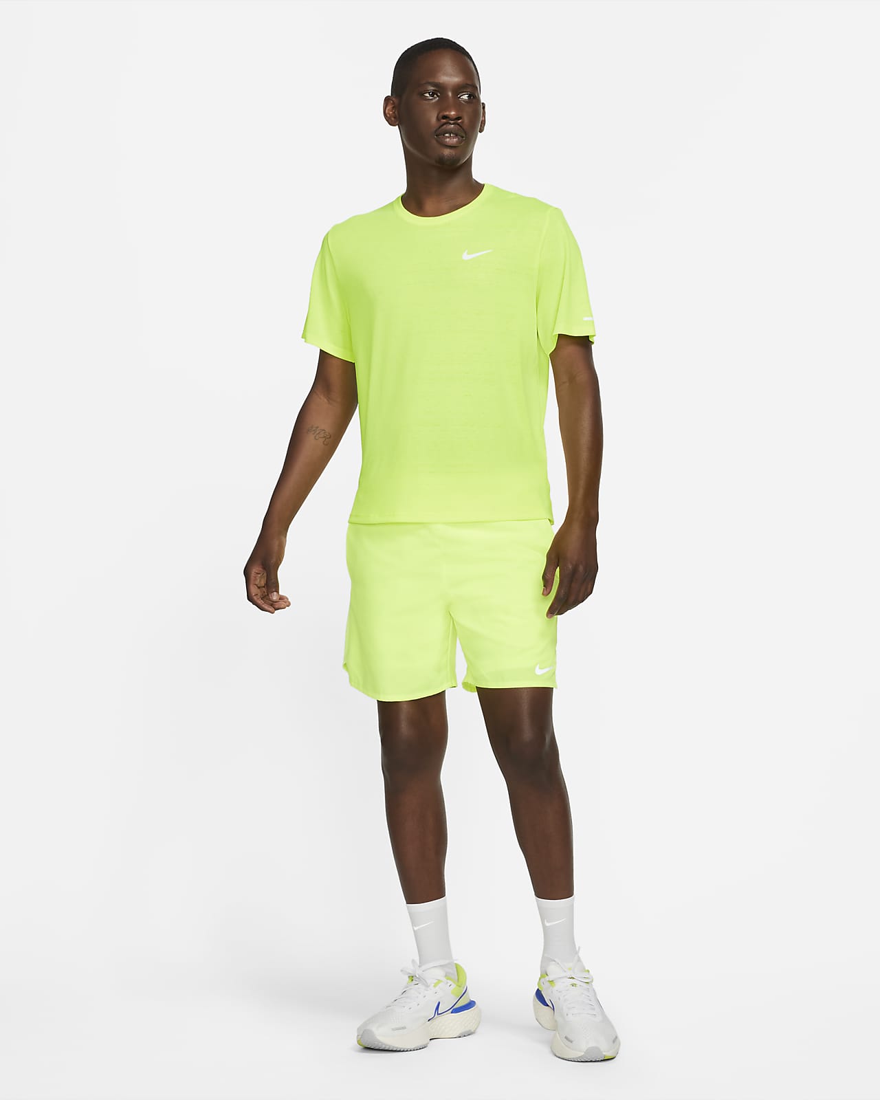 Löpartröja Nike Dri-FIT Miler för män. Nike SE