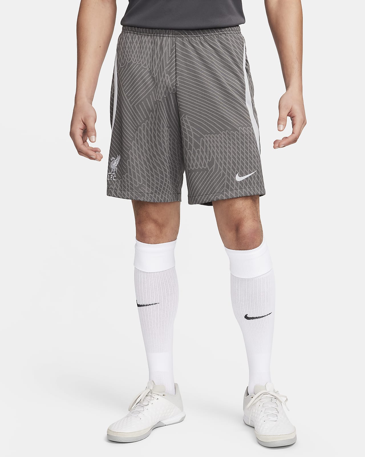 Liverpool F.C. Strike Men's Nike Dri-FIT Football Shorts
