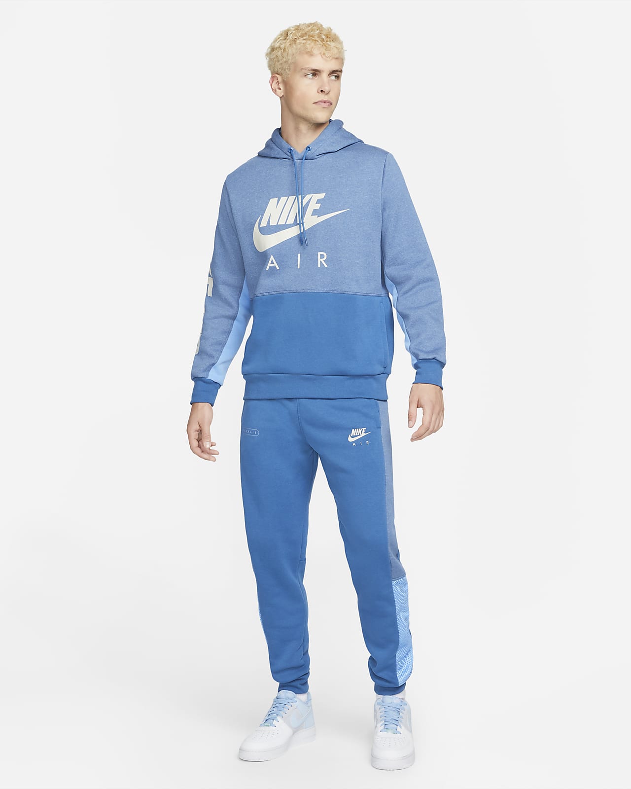 Sudadera con gorro de tejido Fleece sin cierre cepillada en la parte  interior para hombre Nike Air. Nike.com