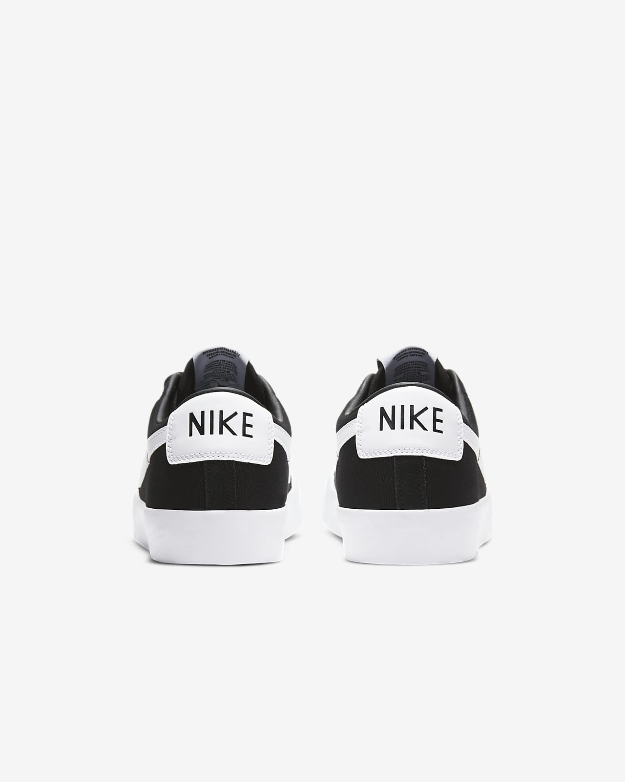 black and white nike skate shoes