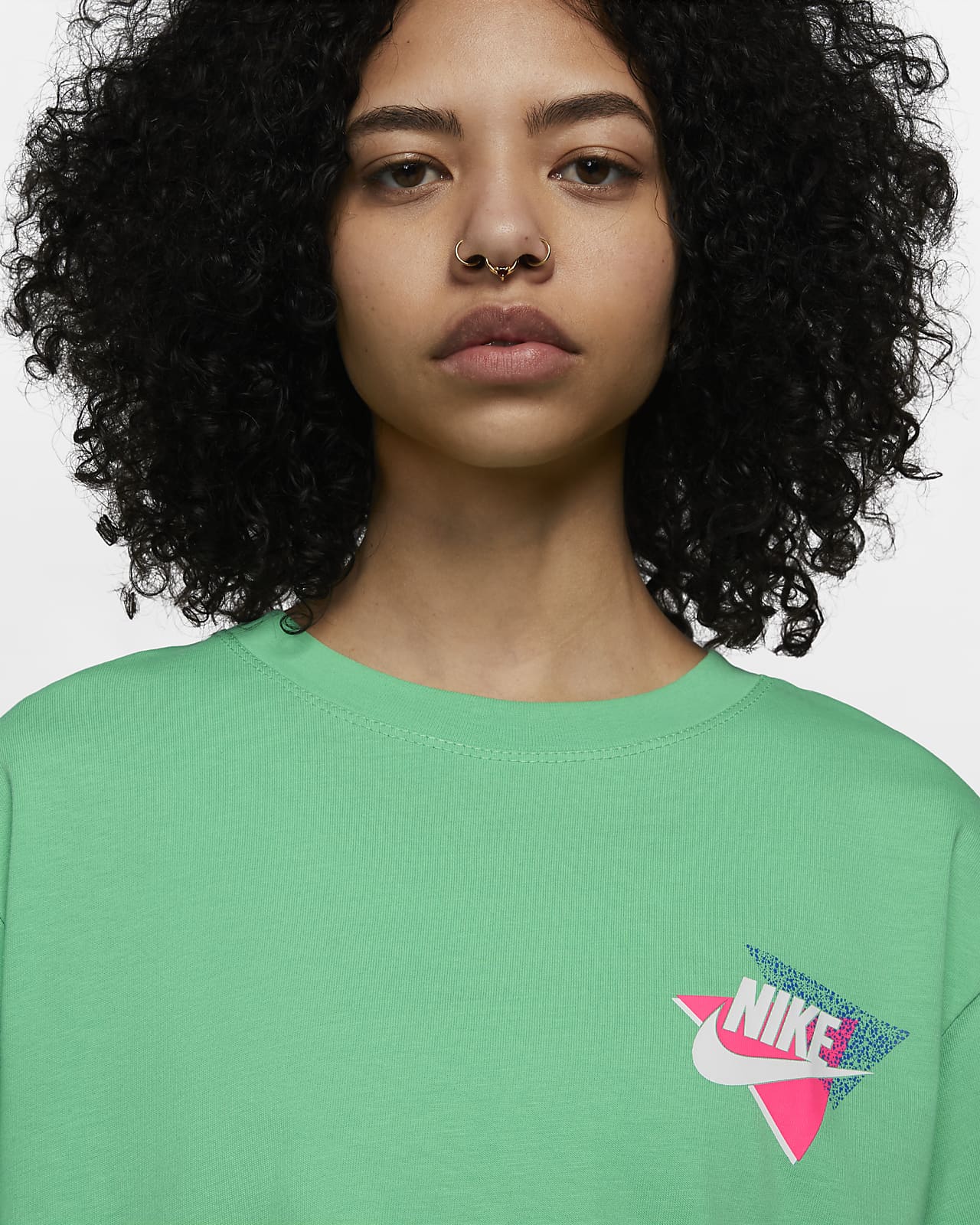 Lil Gewend aan zonsopkomst Nike Sportswear Women's T-Shirt. Nike LU