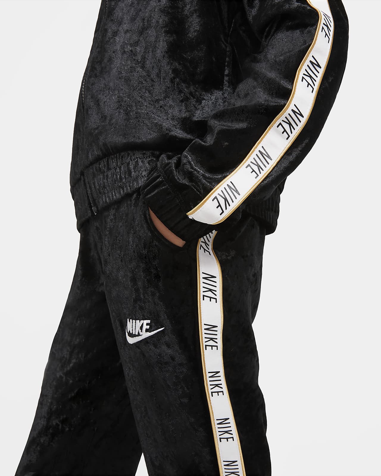 older girls nike tracksuit