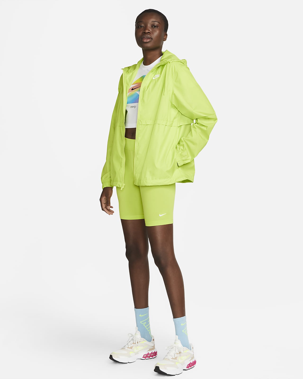 Nike Sportswear Essential Repel Women's Woven Jacket.